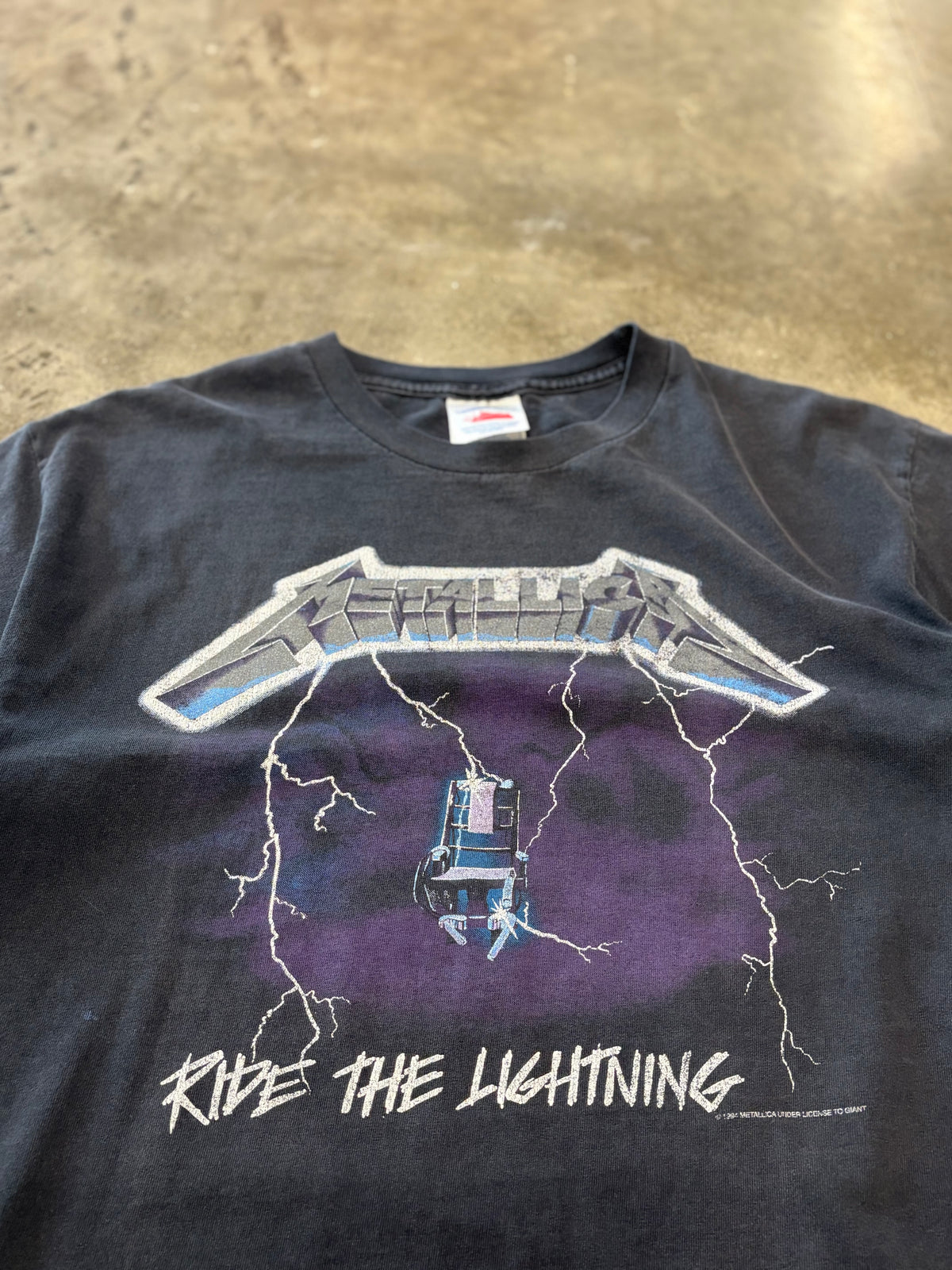 Vintage Metallica Ride the Lightning shirt size large