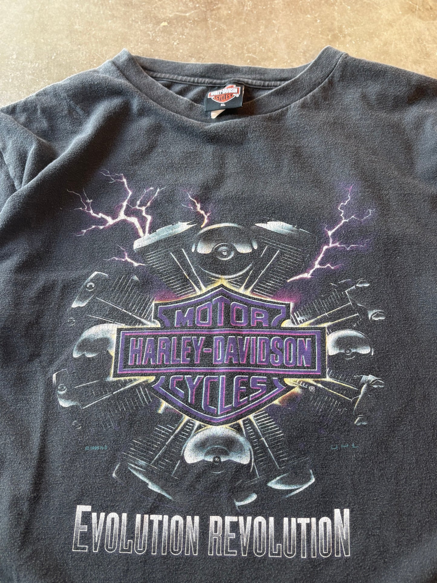 Vintage Harley Davidson Lightning Evolution shirt size XL