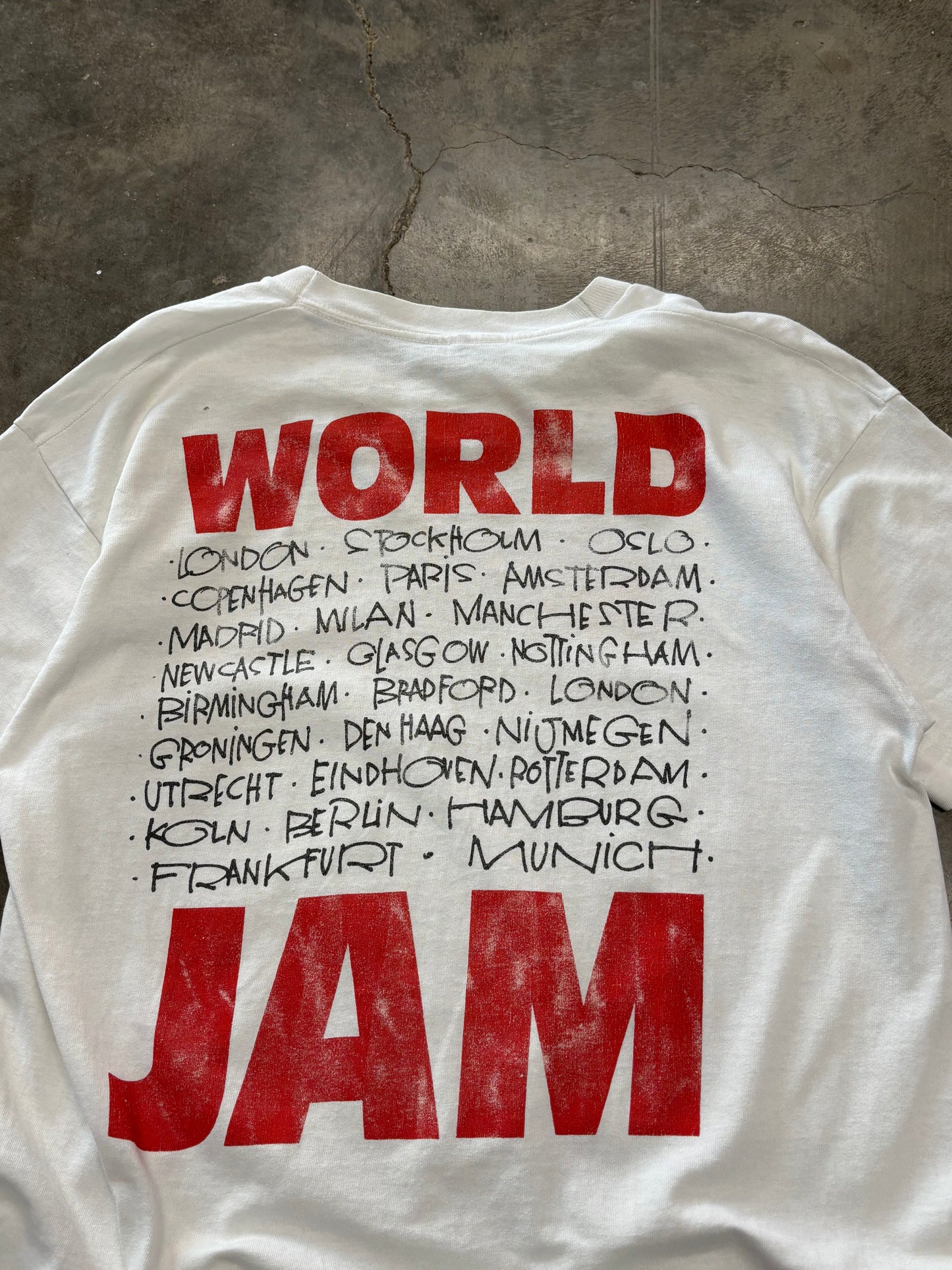 Vintage Pearl Jam shirt size large