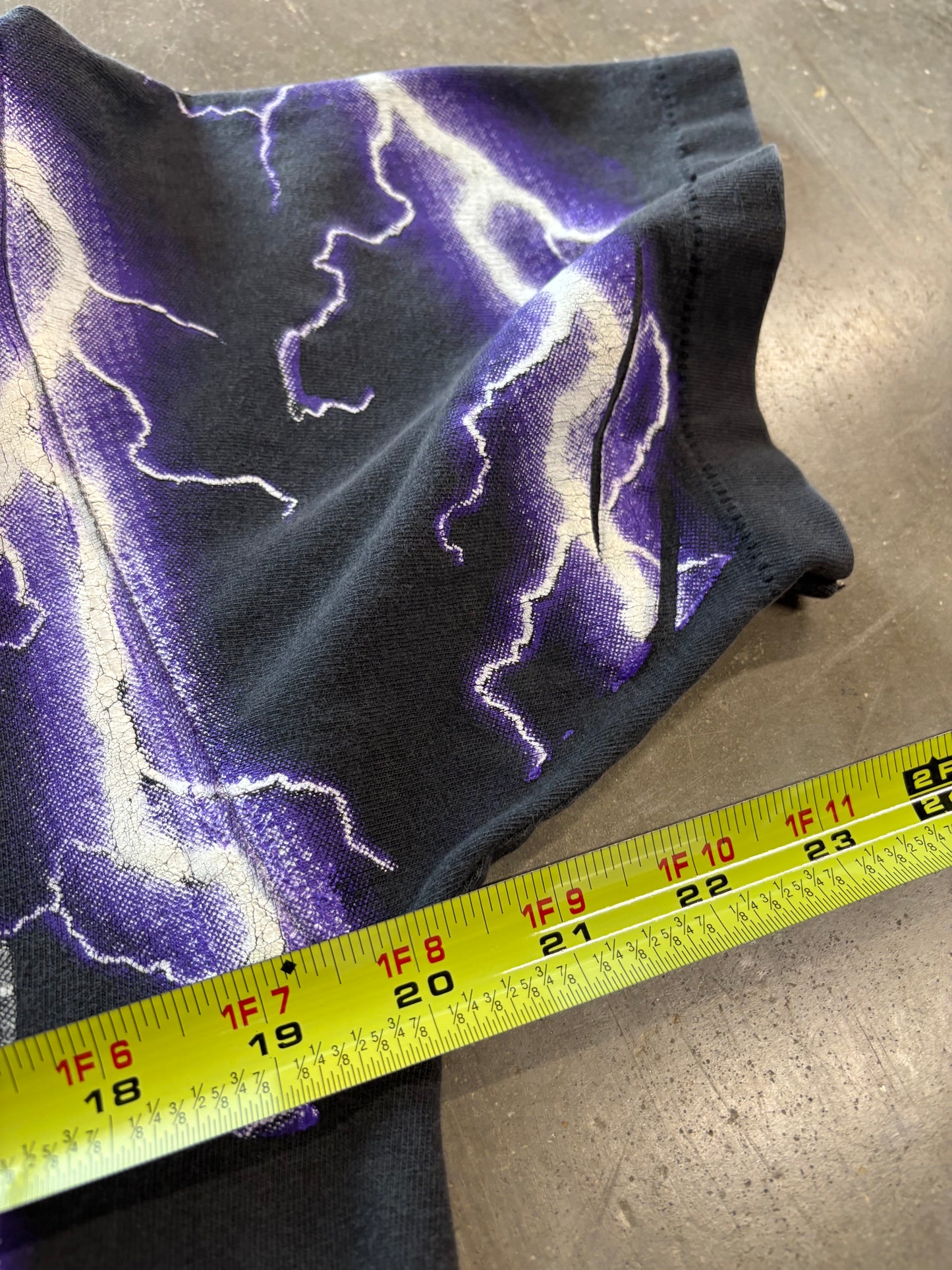 Vintage Harley Davidson purple Lightning size medium