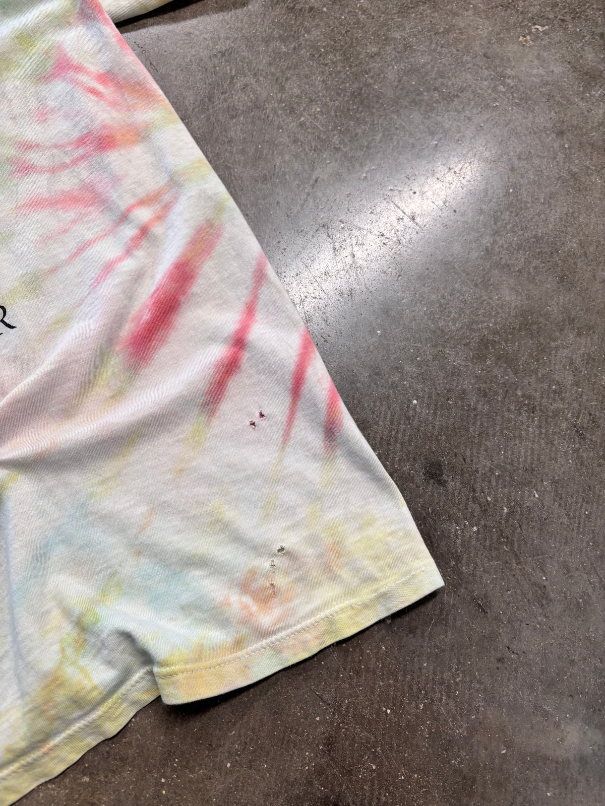 Vintage Tie Dye Pink Floyd Division Bell shirt size Extra large