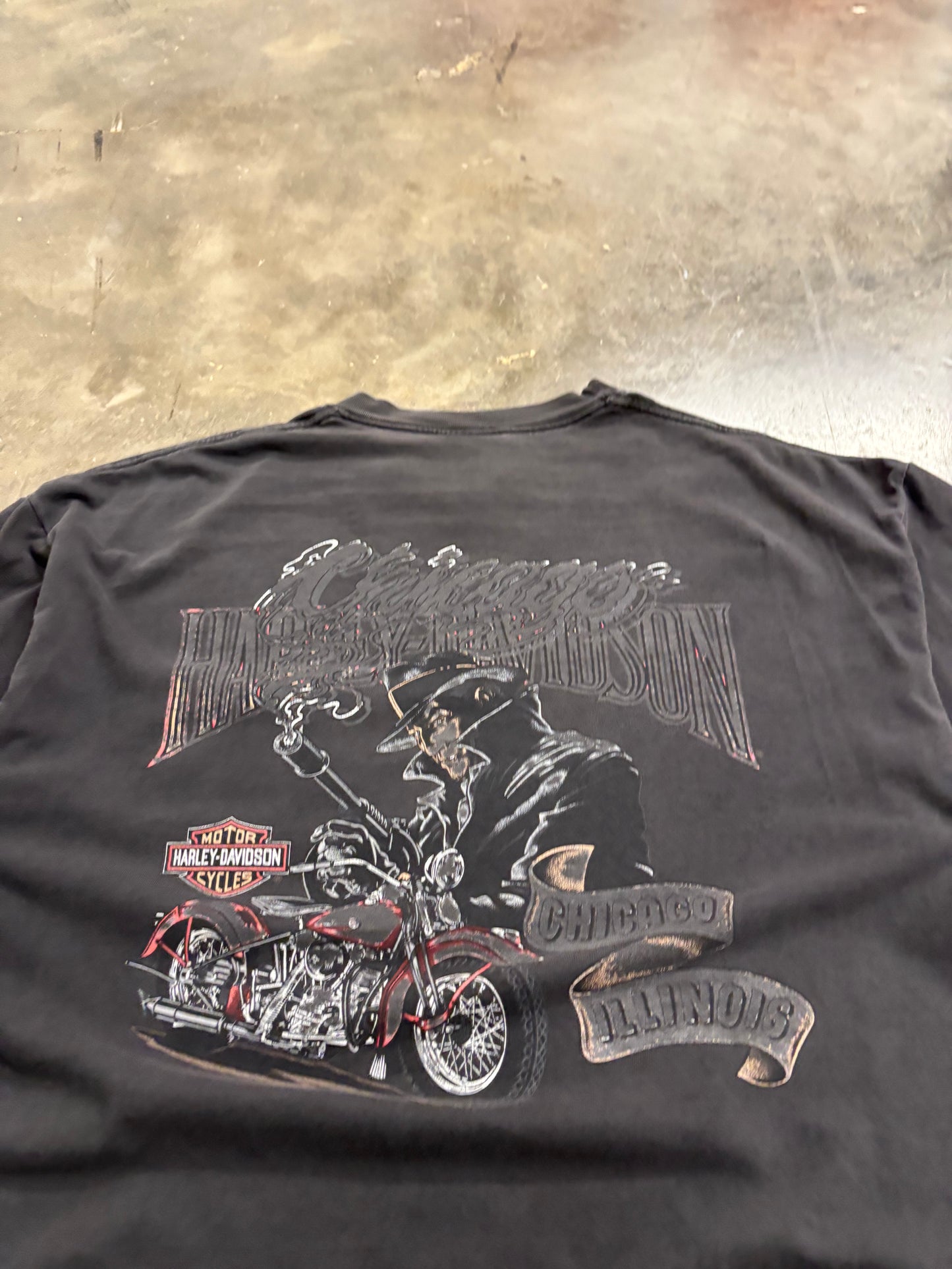 Vintage Faded Out Haley Davidson Chicago gangster shirt size xl