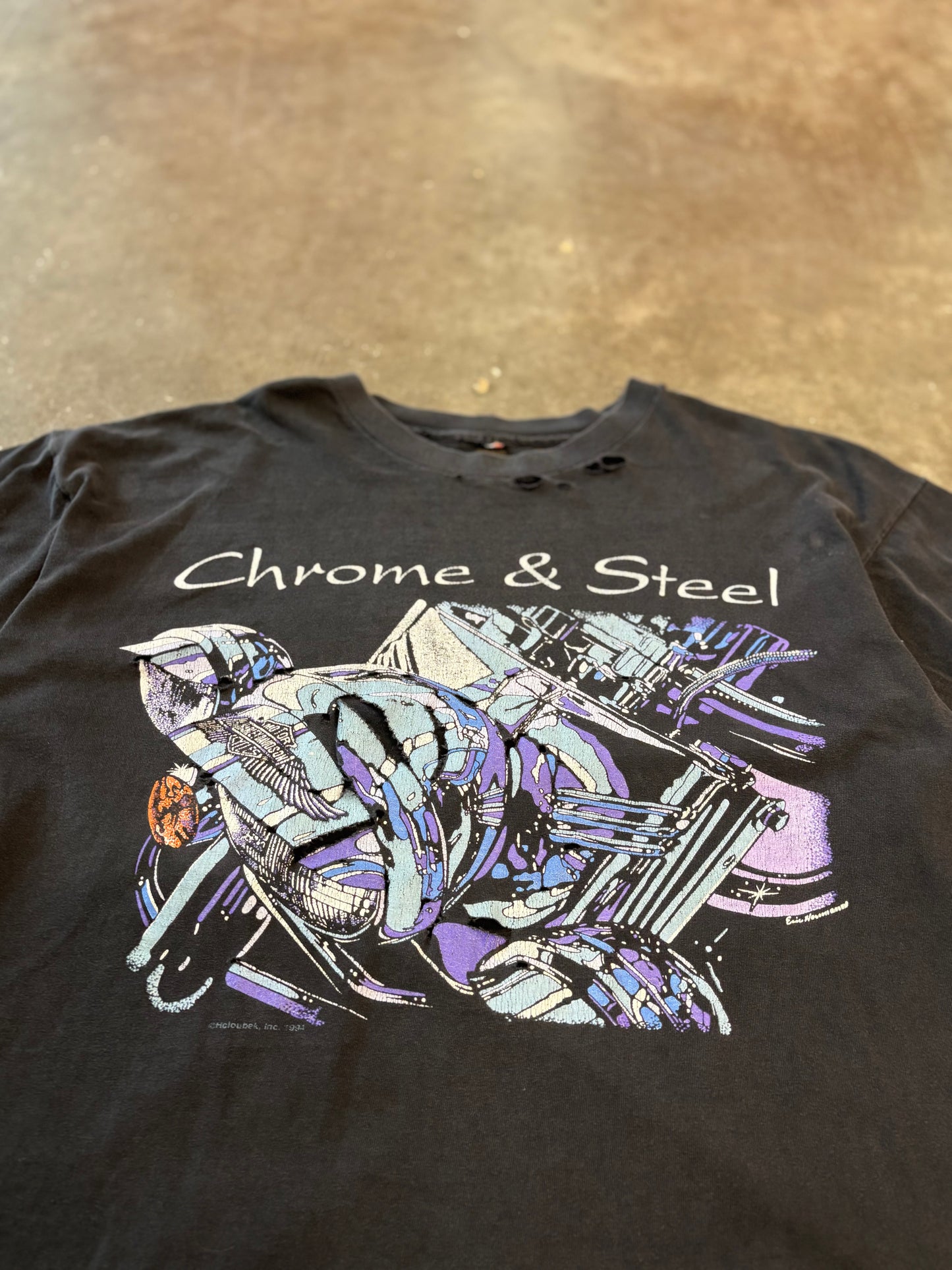 Vintage Harley Davidson Thrashed chrome and steel shirt size extra large