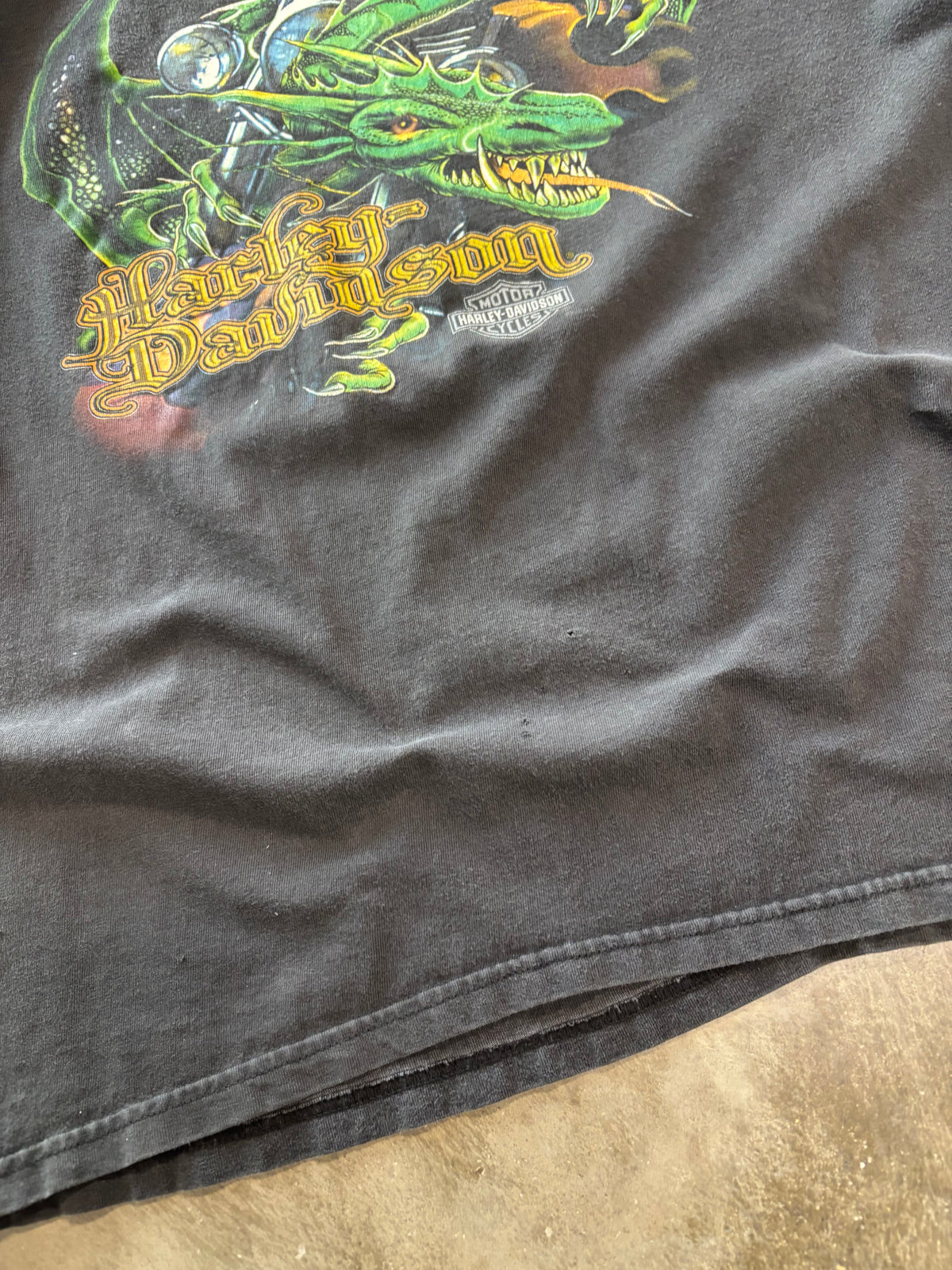 Vintage Harley Davidson dragon shirt size extra large