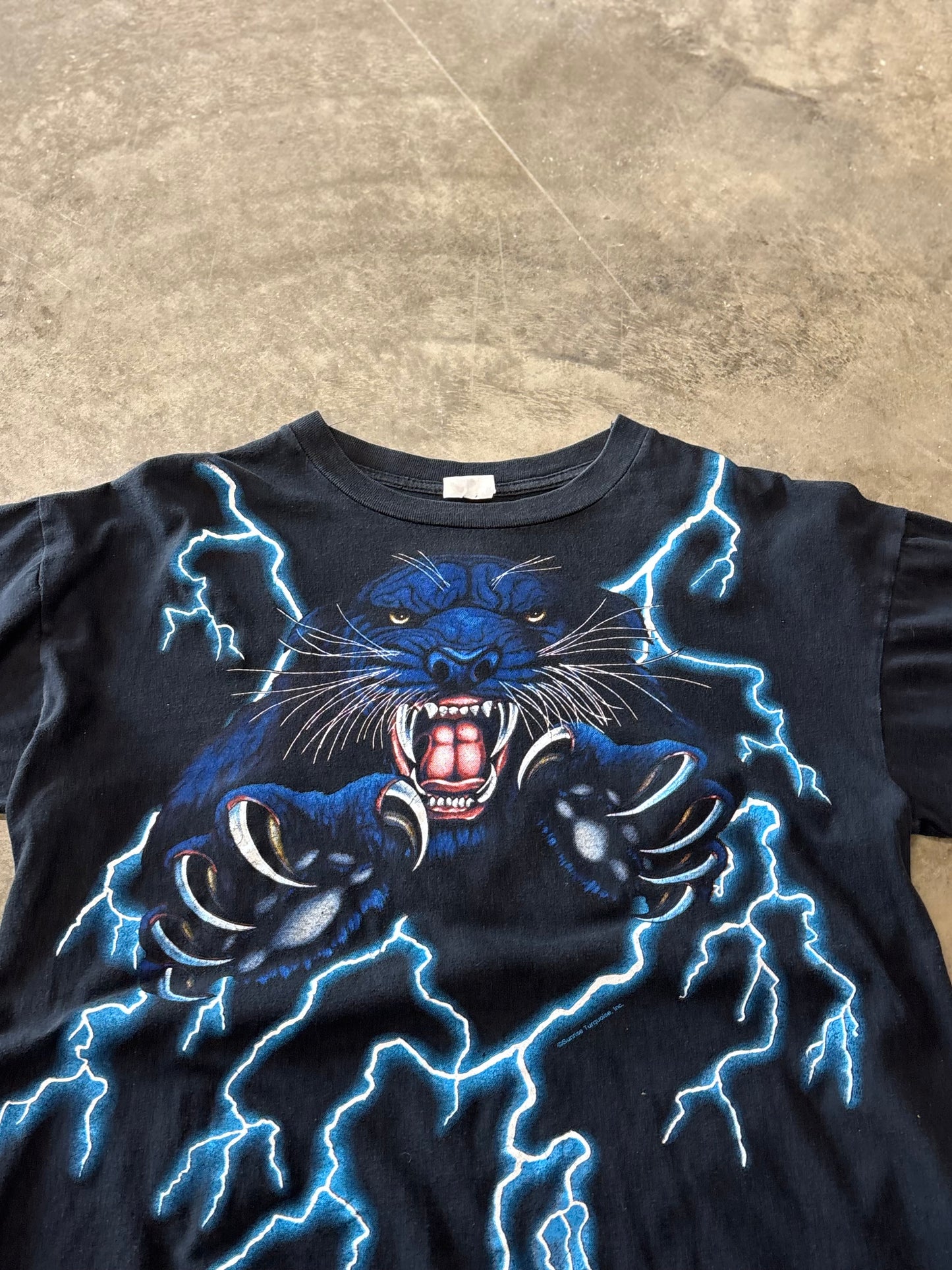 Vintage American Thunder Panther shirt size xl