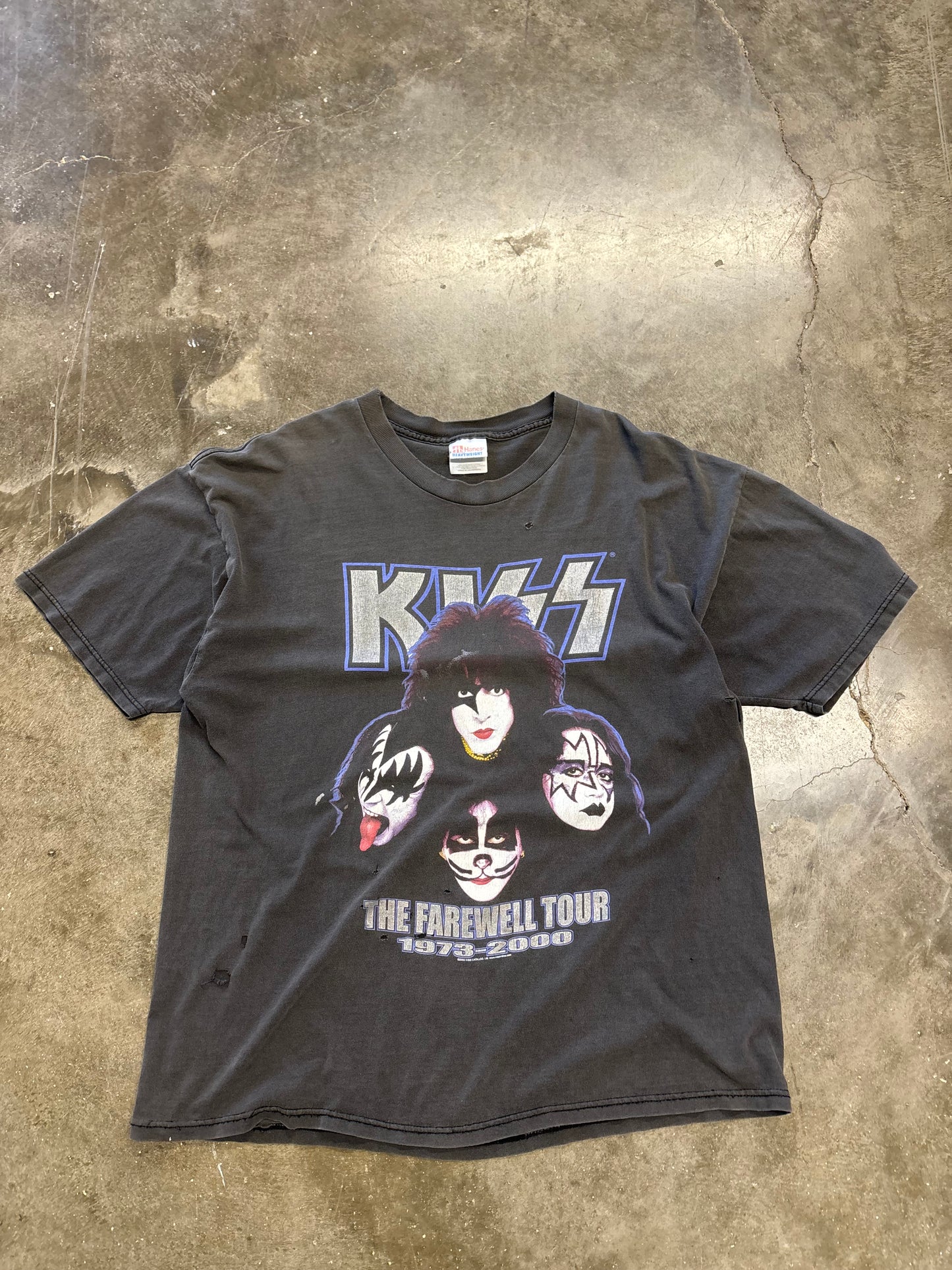 Vintage Faded and Thrashed kiss band shirt size XL