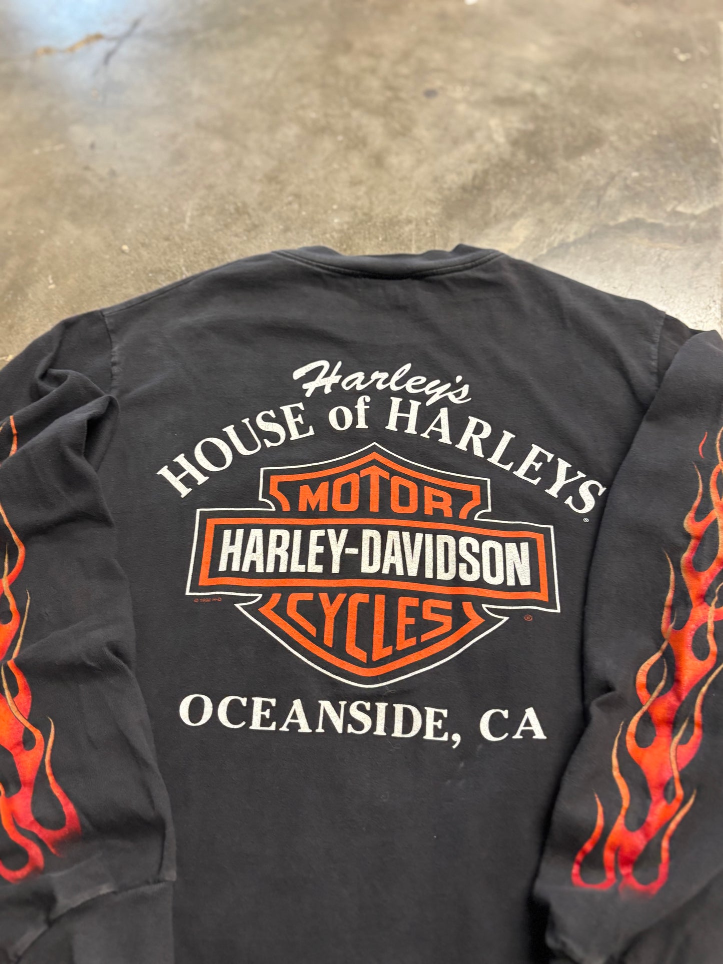 Vintage Harley Davidson v flame long sleeve size medium