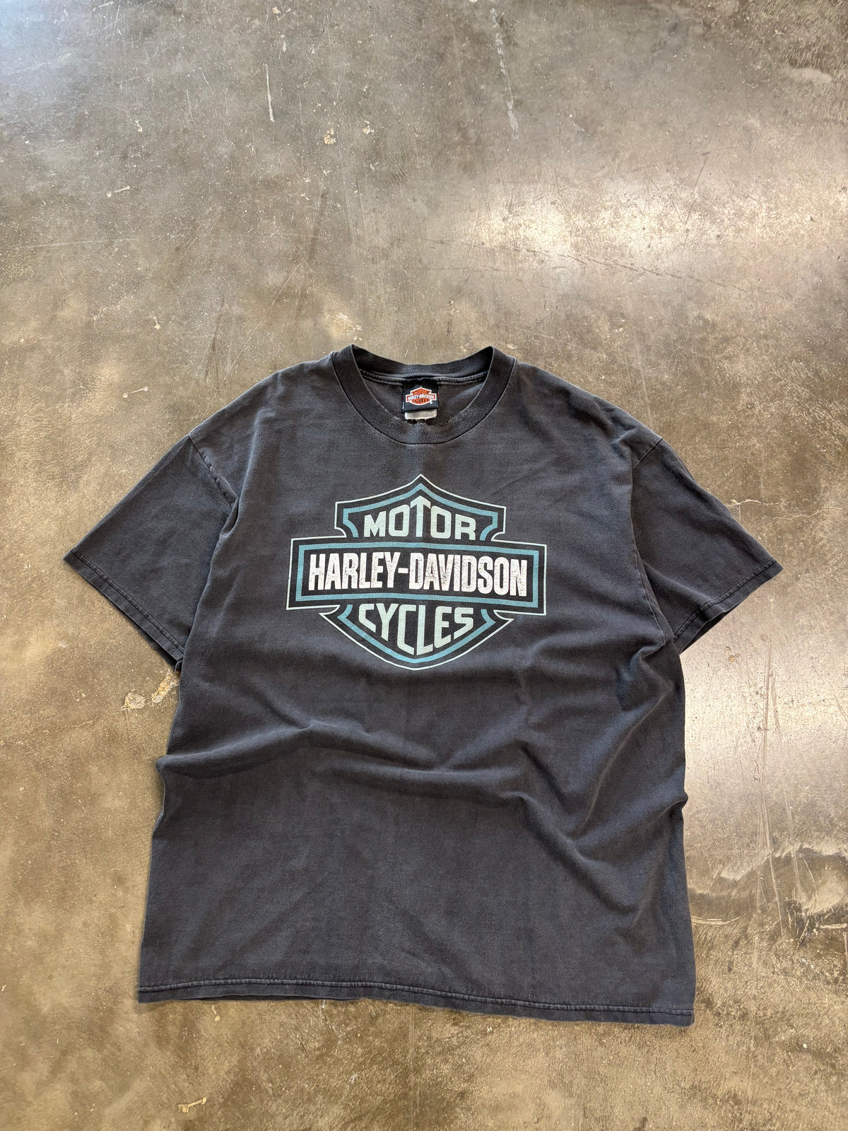 Vintage faded Harley Davidson blue shield shirt size extra large