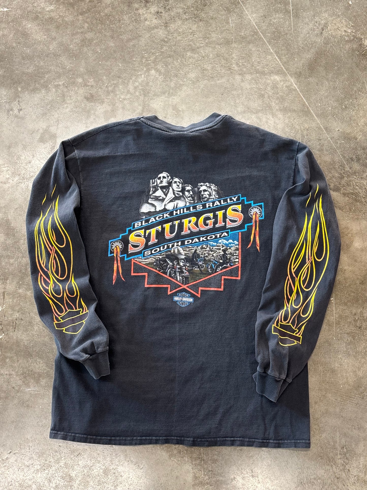 Vintage Harley Davidson Sturgis Rally long sleeve size large