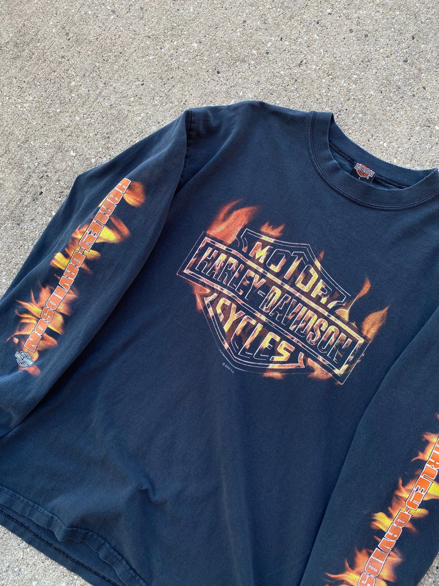 Vintage Harley Davidson Flaming shield long sleeve shirt size large