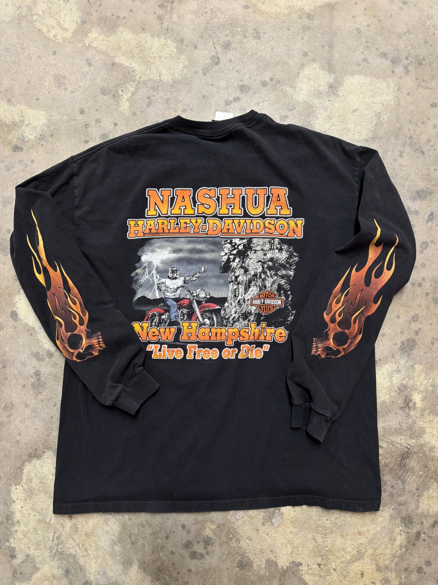 Vintage Harley Davidson skull flame long sleeve shirt size XL