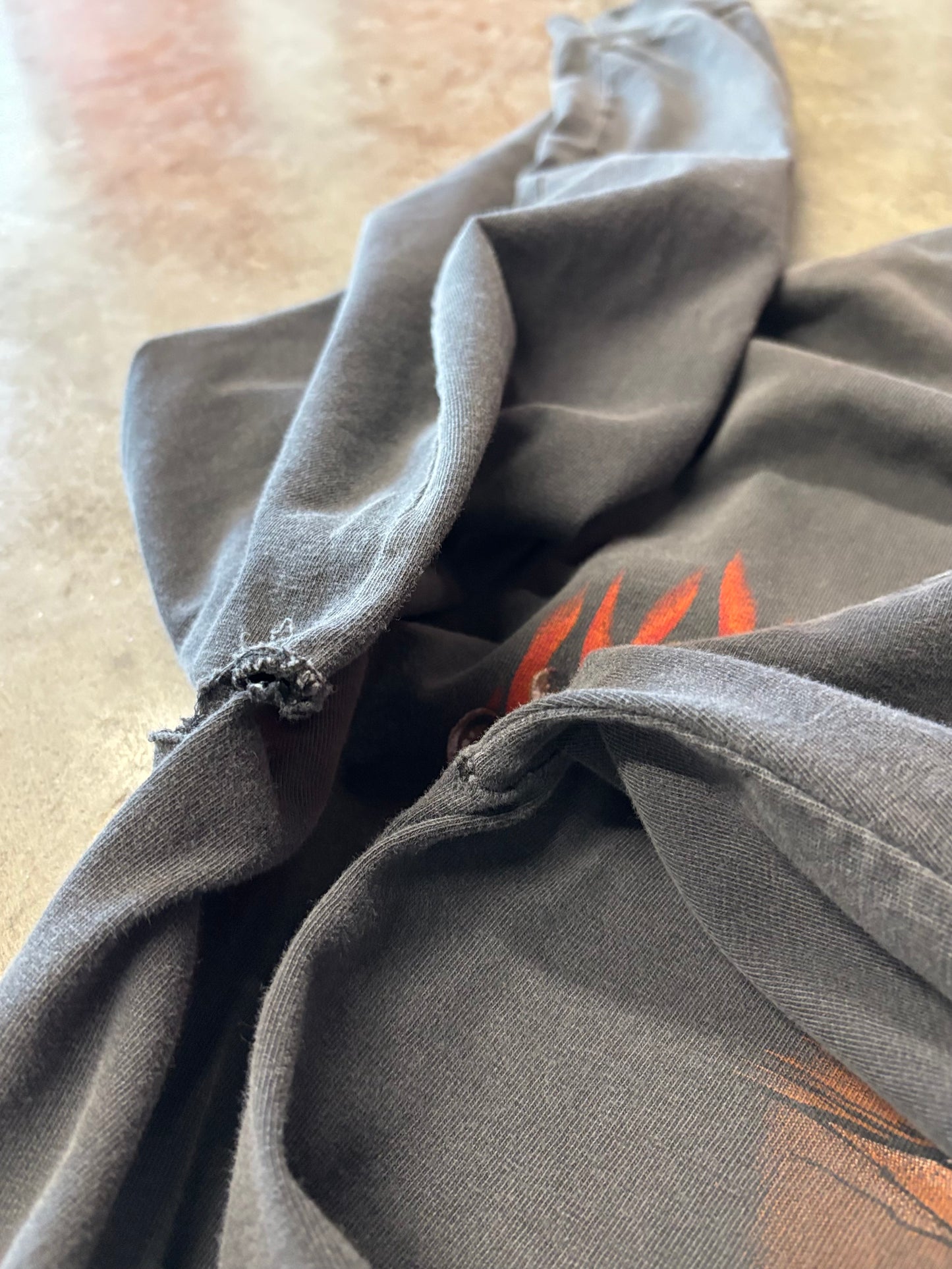 Vintage Harley Davidson Eagle claw long sleeve size large