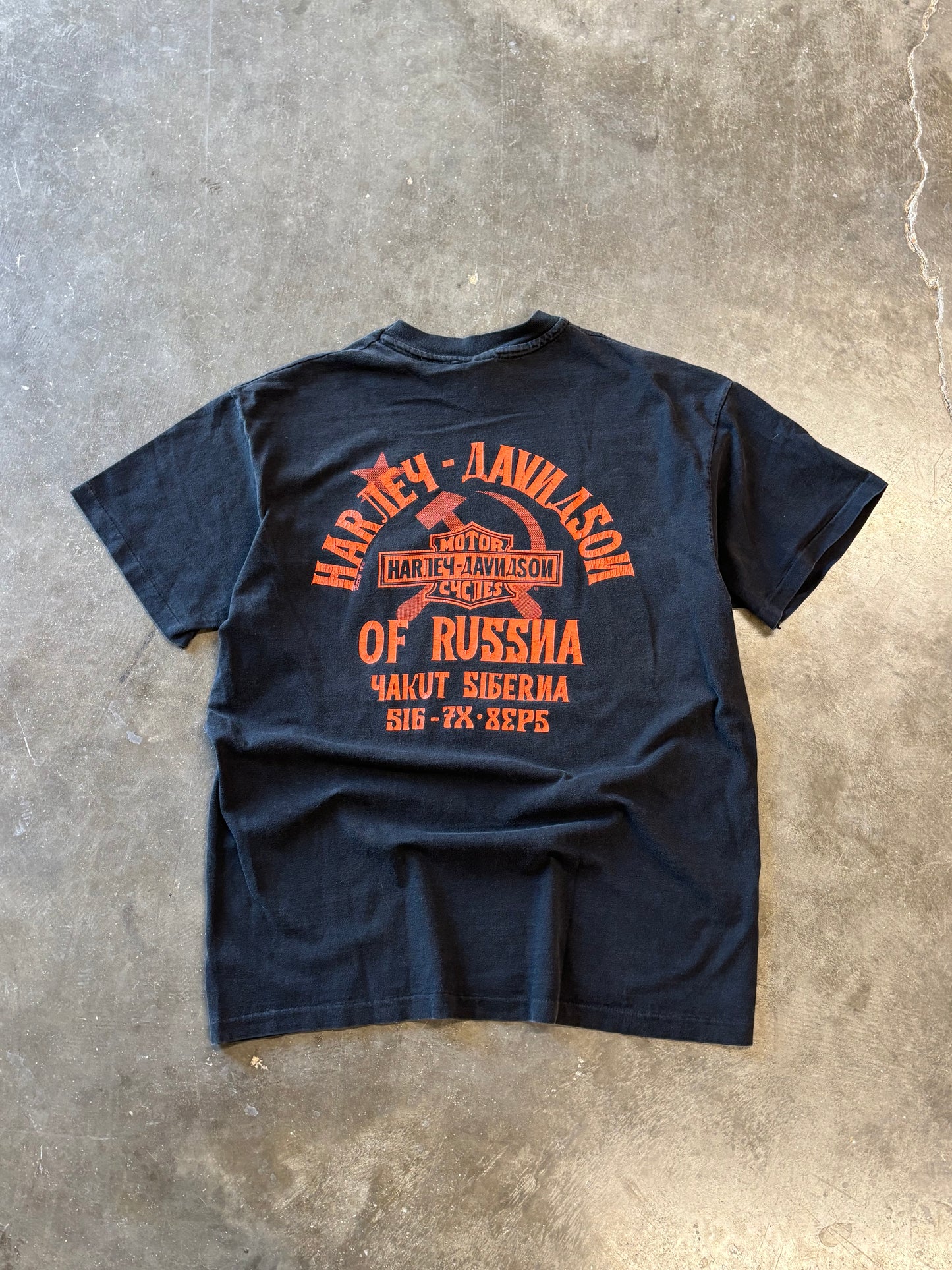 Vintage Harley Davidson Russia shirt size large