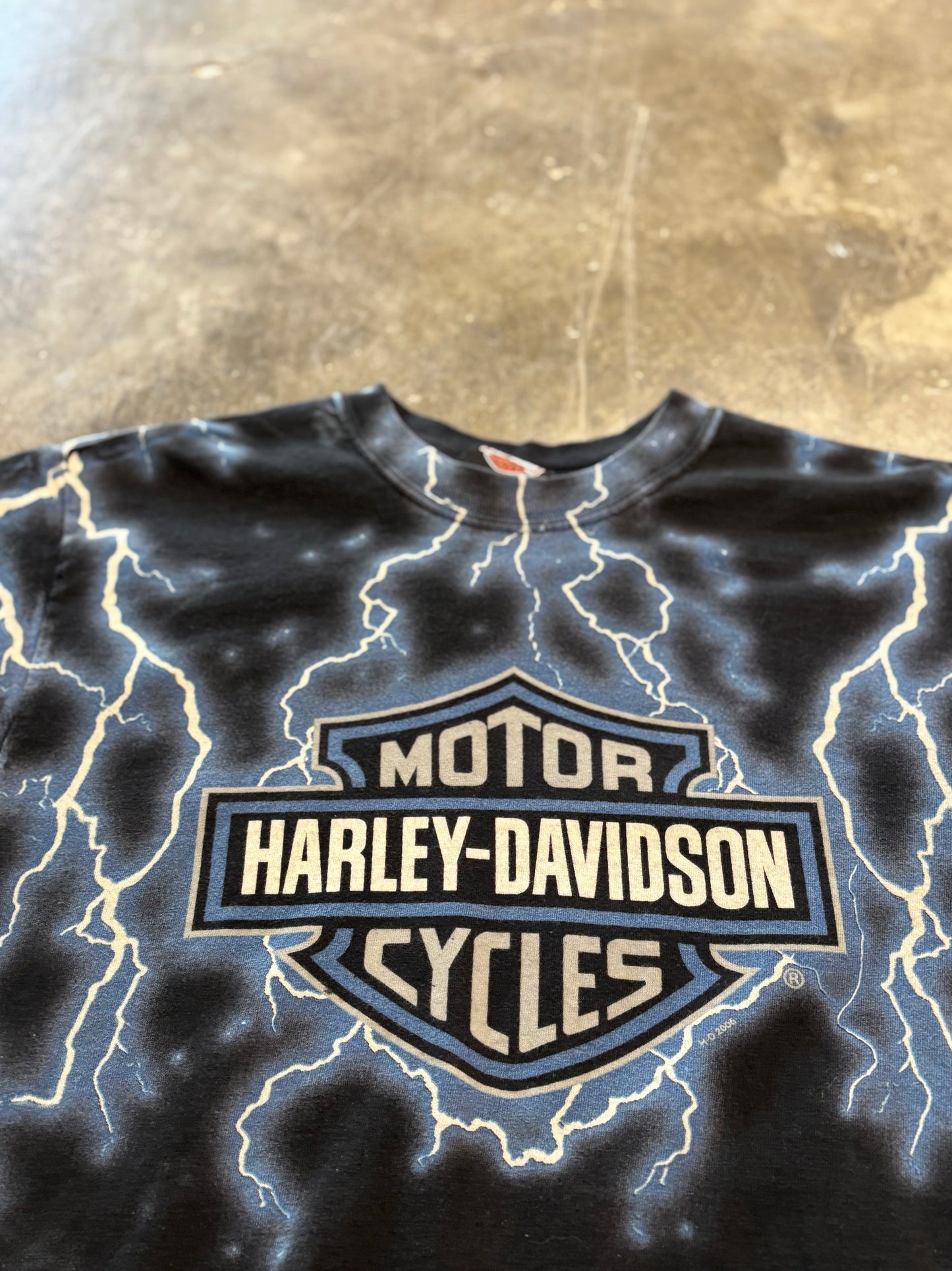 Vintage Harley Lightning AOP shirt size medium