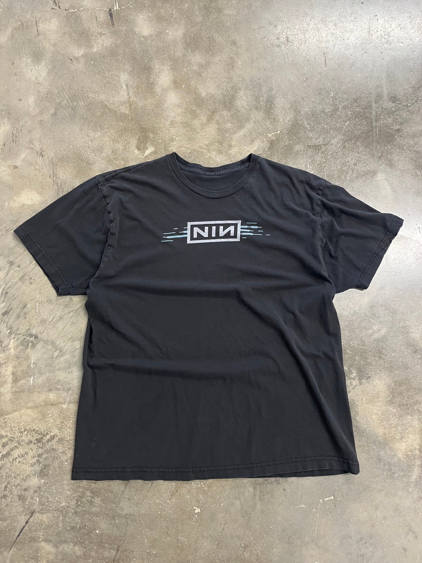 2009 Nine Inch Nails shirt size xl