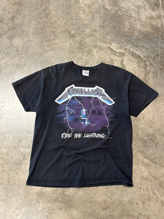 Vintage 2000’s Metallica Ride the Lightning shirt size large