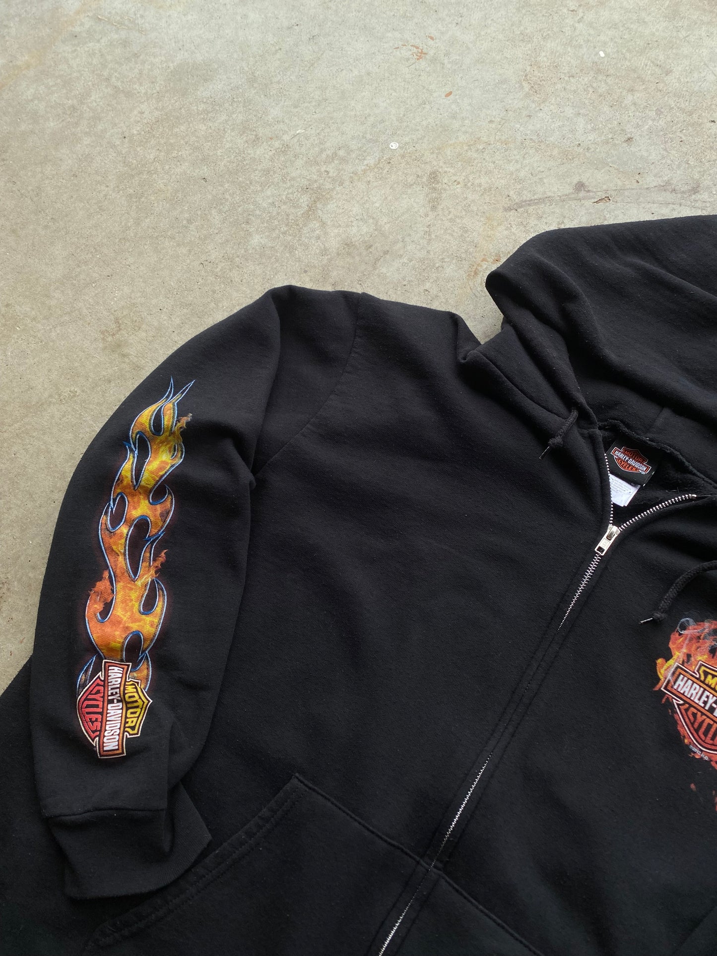 Harley Davidson flaming shield hoodie size extra large