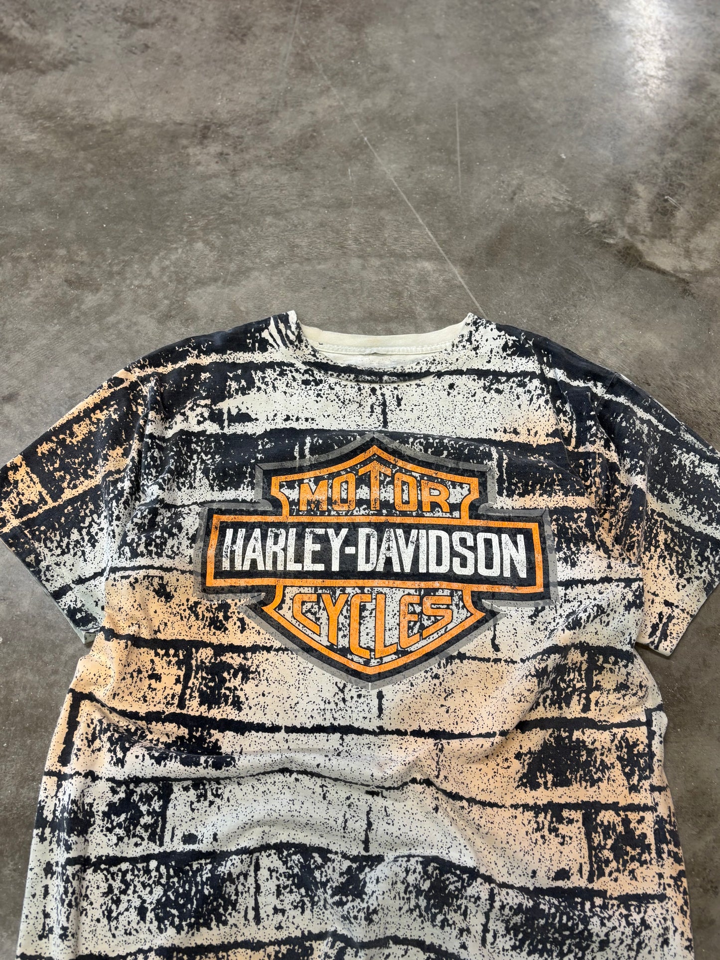 Vintage Harley Davidson brick AOP size XL