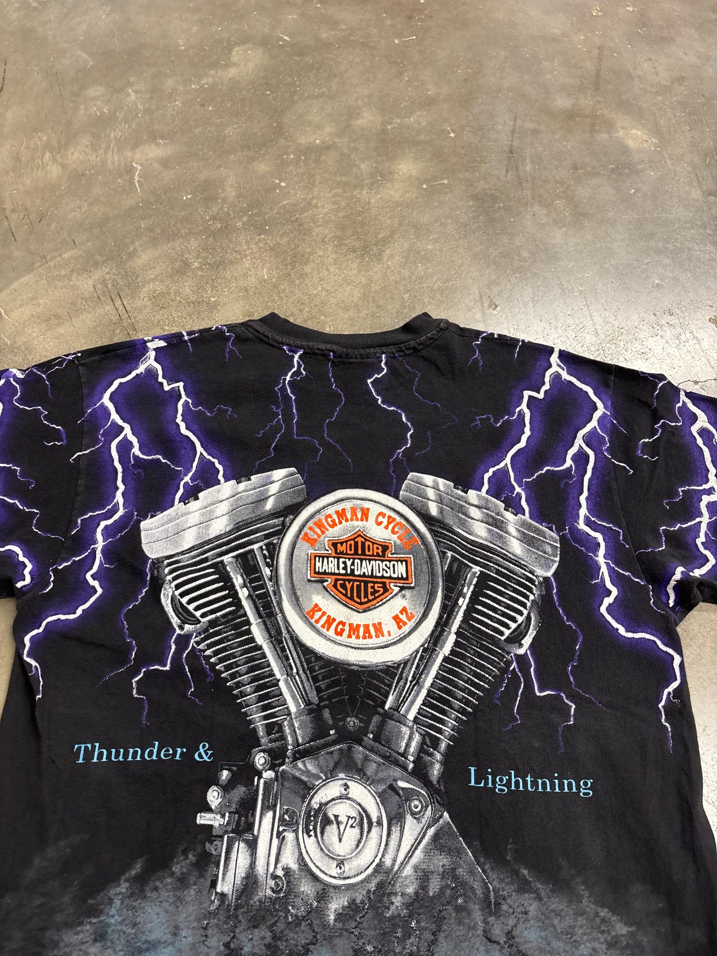Vintage Harley Davidson Purple lighting shirt size large