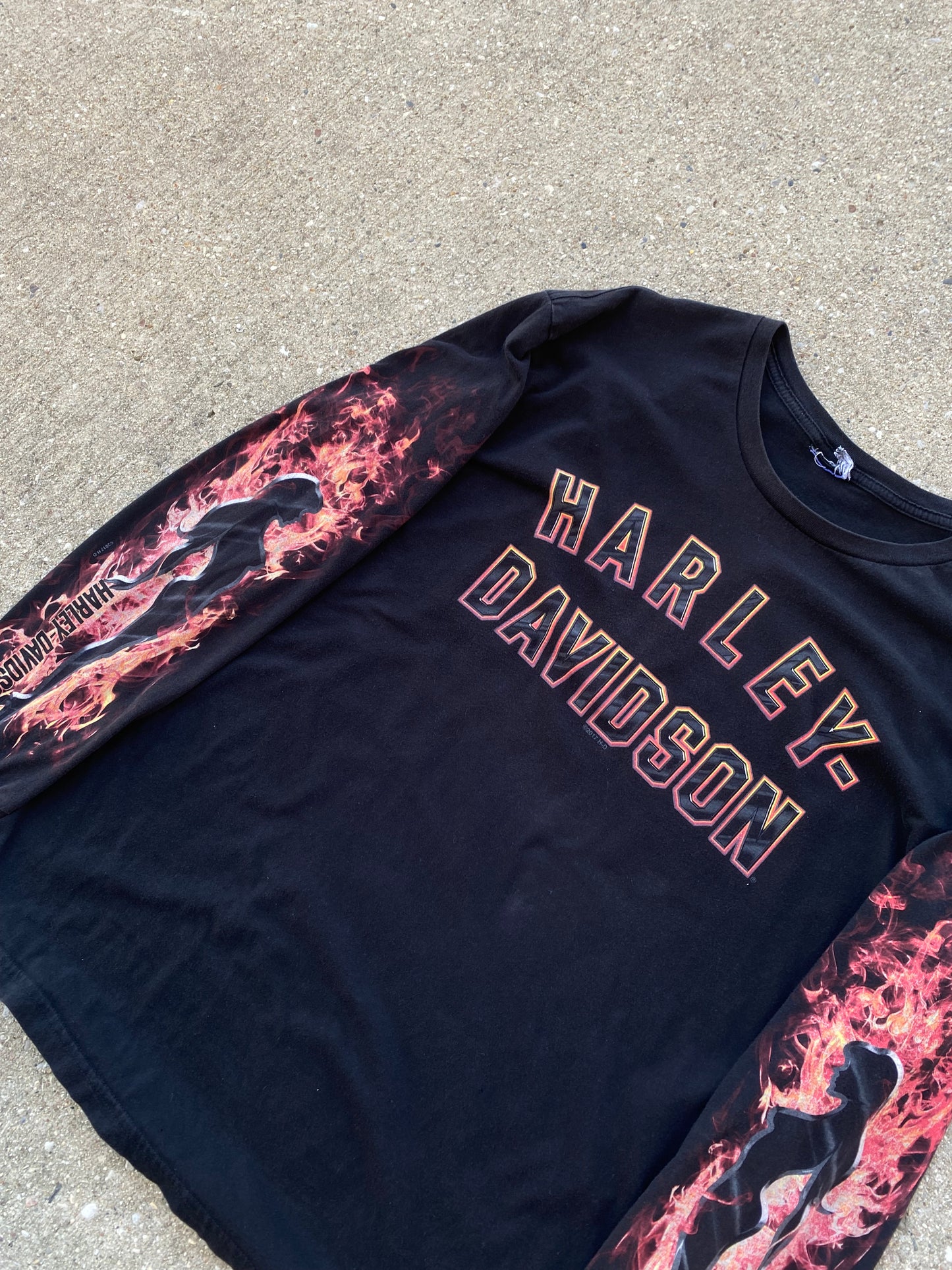 Harley Davidson Flaming girl long sleeve shirt size extra large