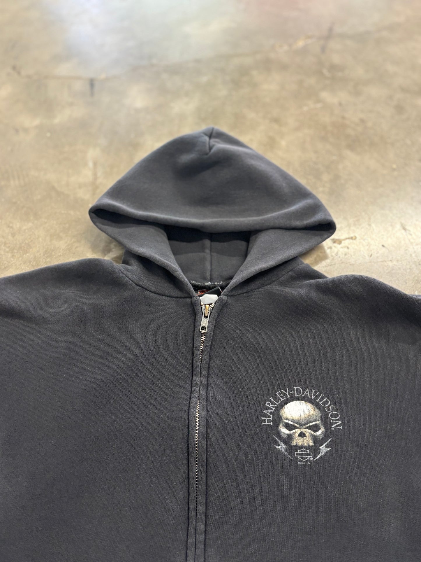 Vintage Harley Davidson skull zip up size xl