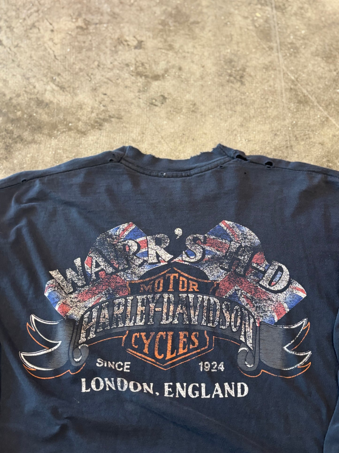 Vintage Harley Davidson Thrashed cuff less long sleeve size xl