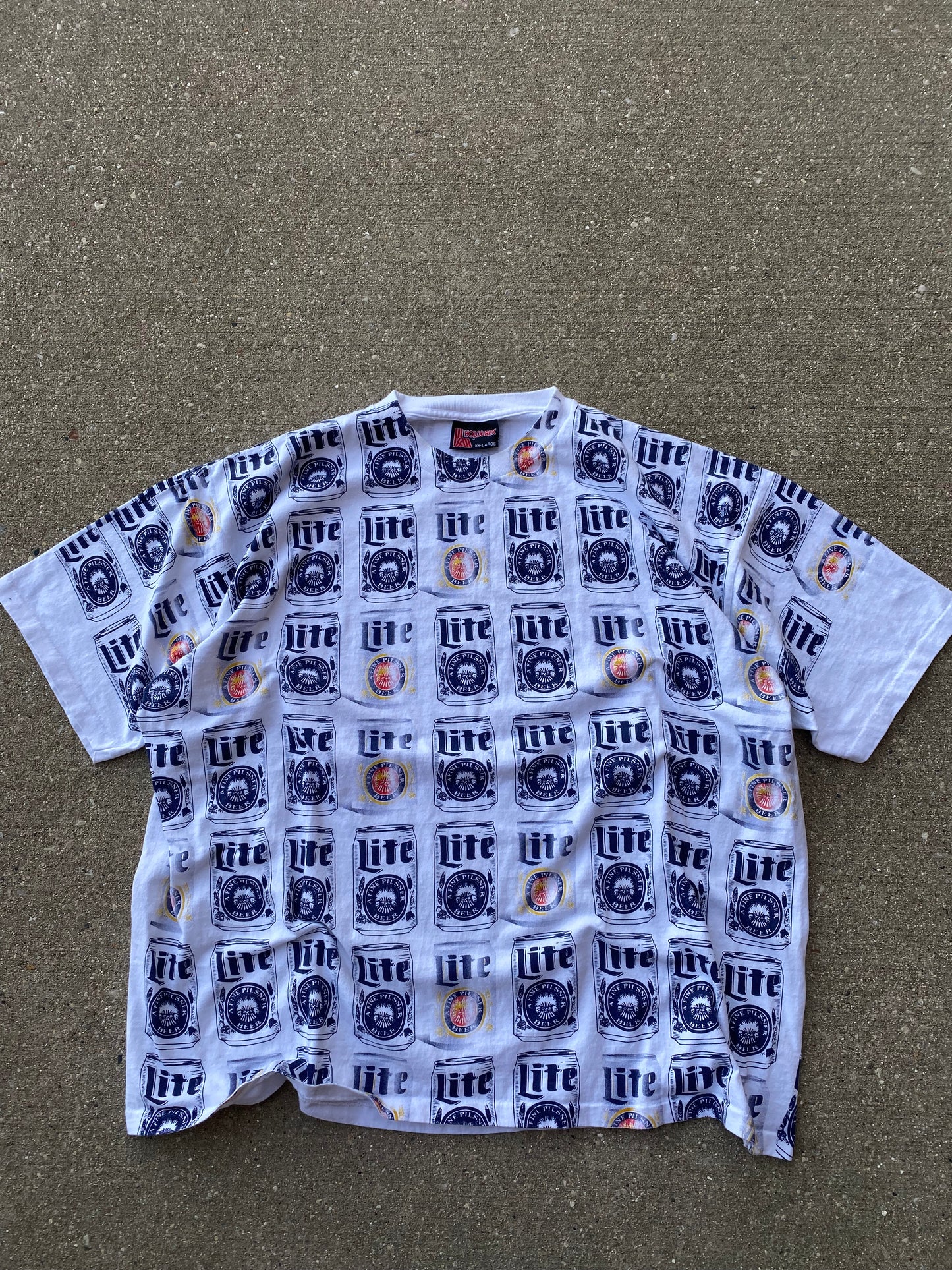 Vintage Miller Lite can AOP size XXL