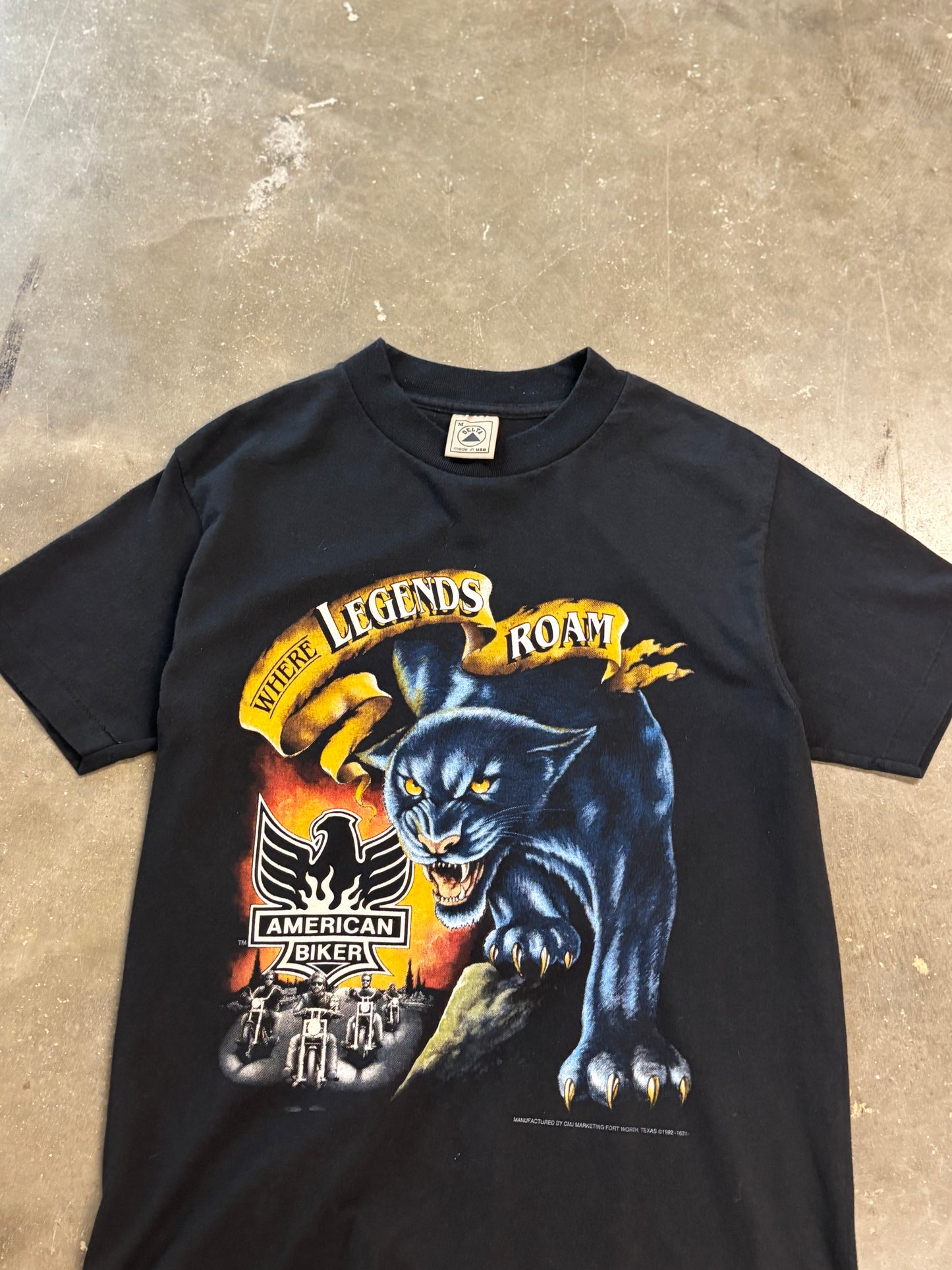 Vintage 3d emblem shirt size medium