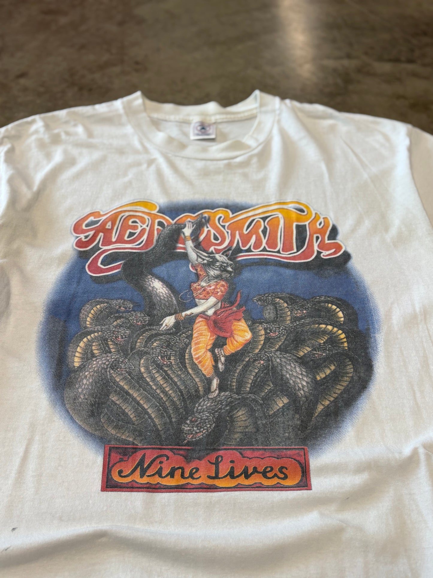 Vintage Aerosmith nine lives shirt size xl