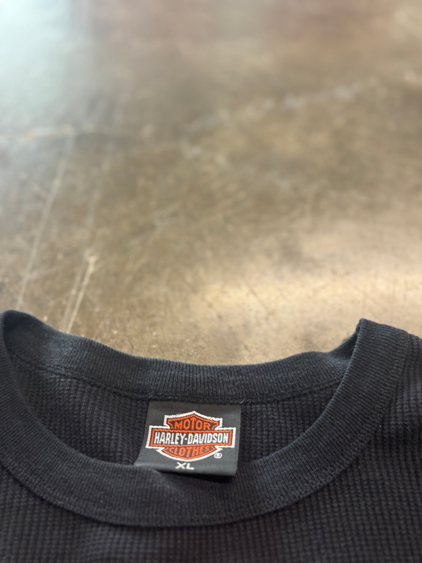 Vintage Harley Davidson shield thermal size extra large