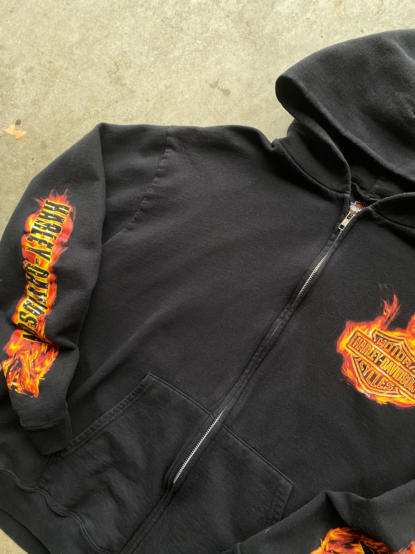 Harley Davidson flame shield zip up hoodie size extra large