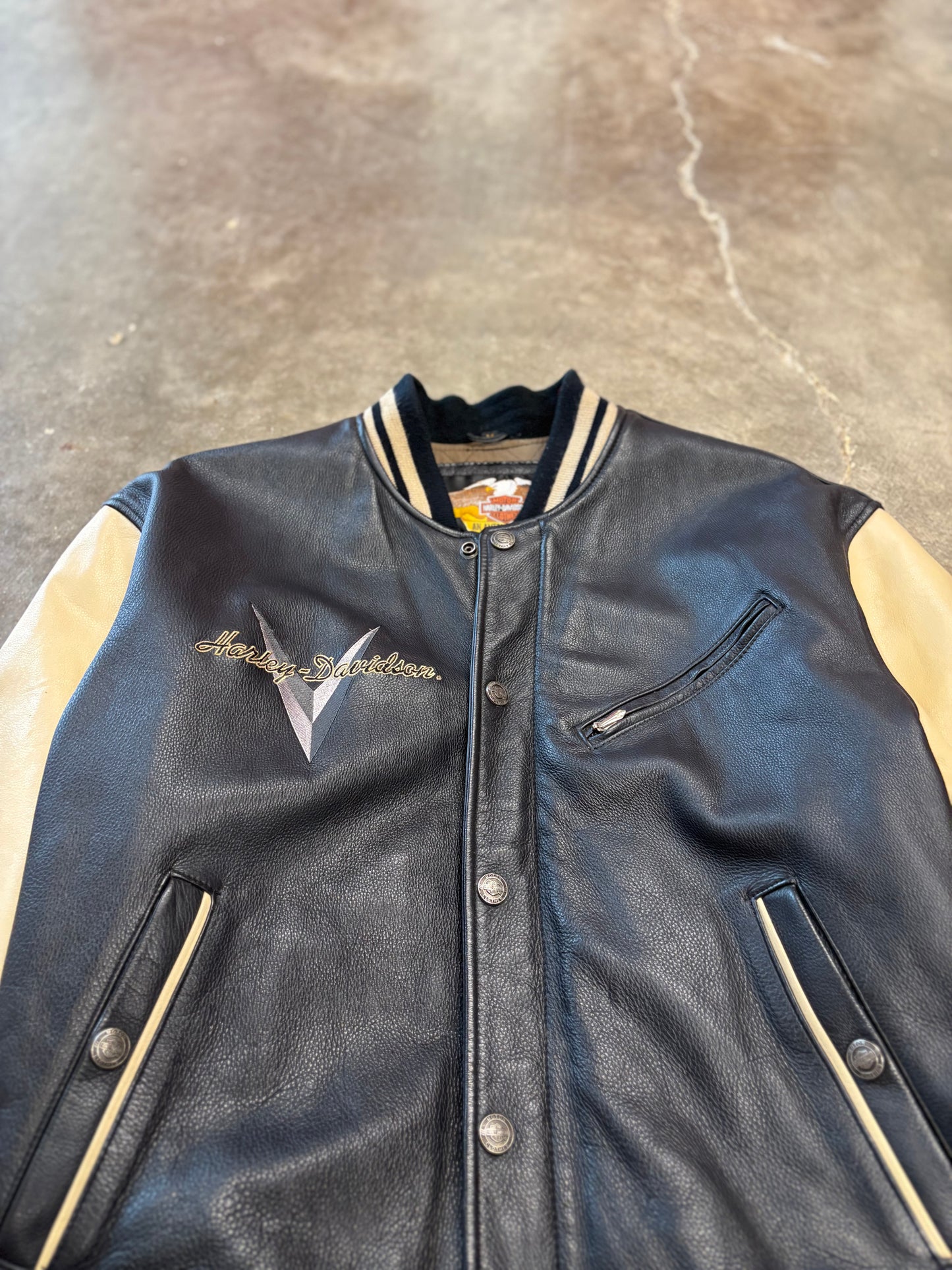 Vintage Harley Davidson stadium jacket size medium