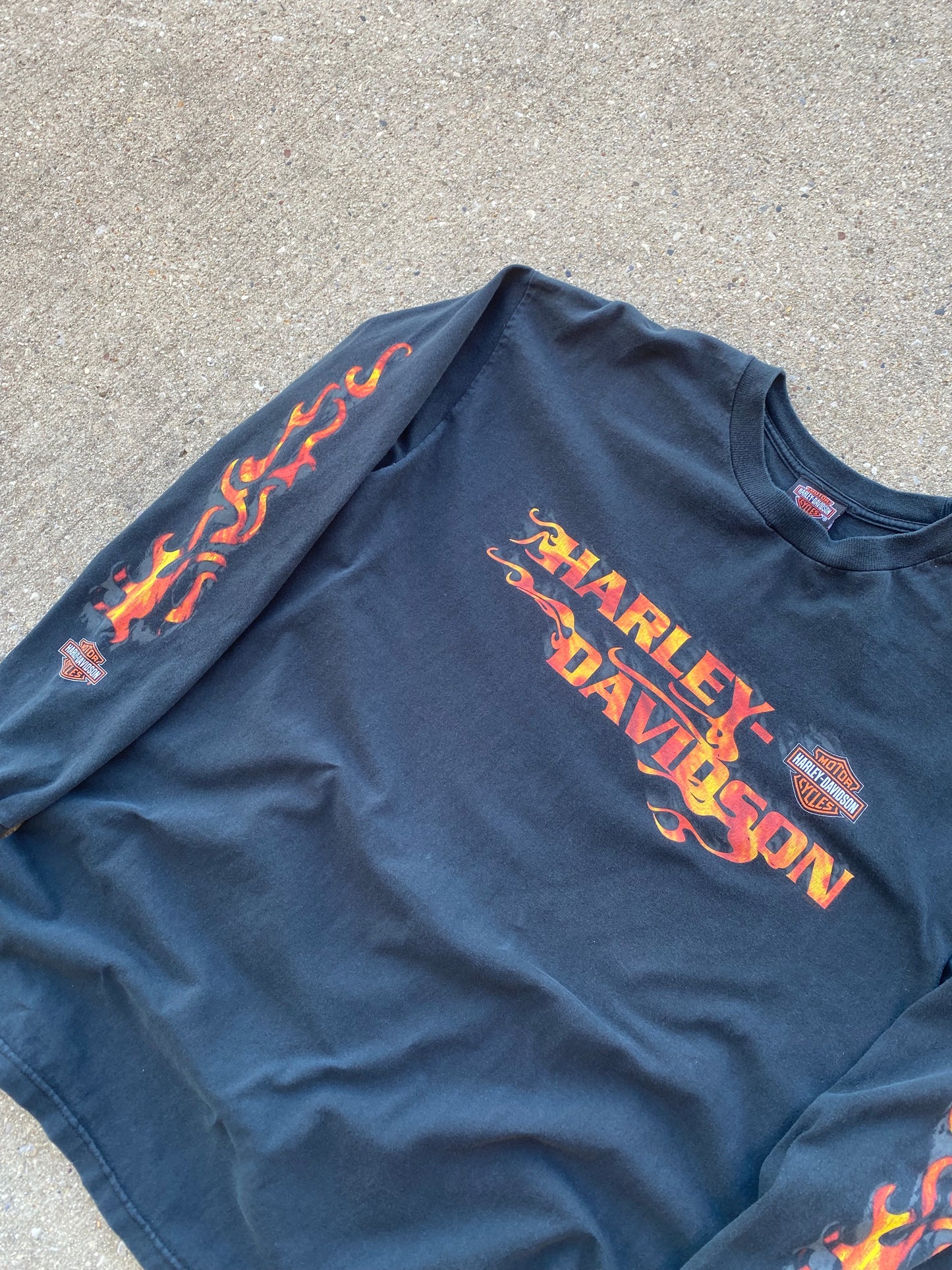 Vintage Harley Davidson Flaming Text long sleeve size extra large shirt