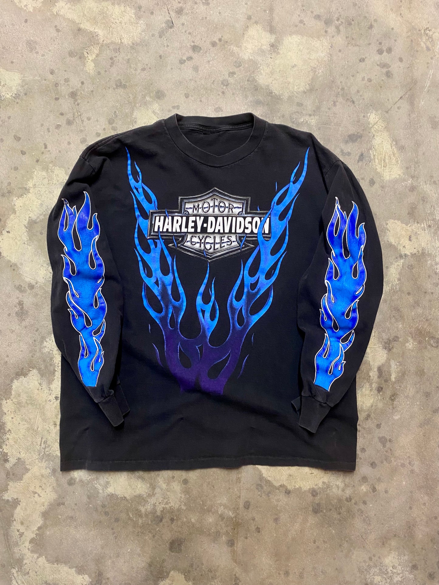 Vintage Harley Davidson V flame long sleeve size extra large shirt