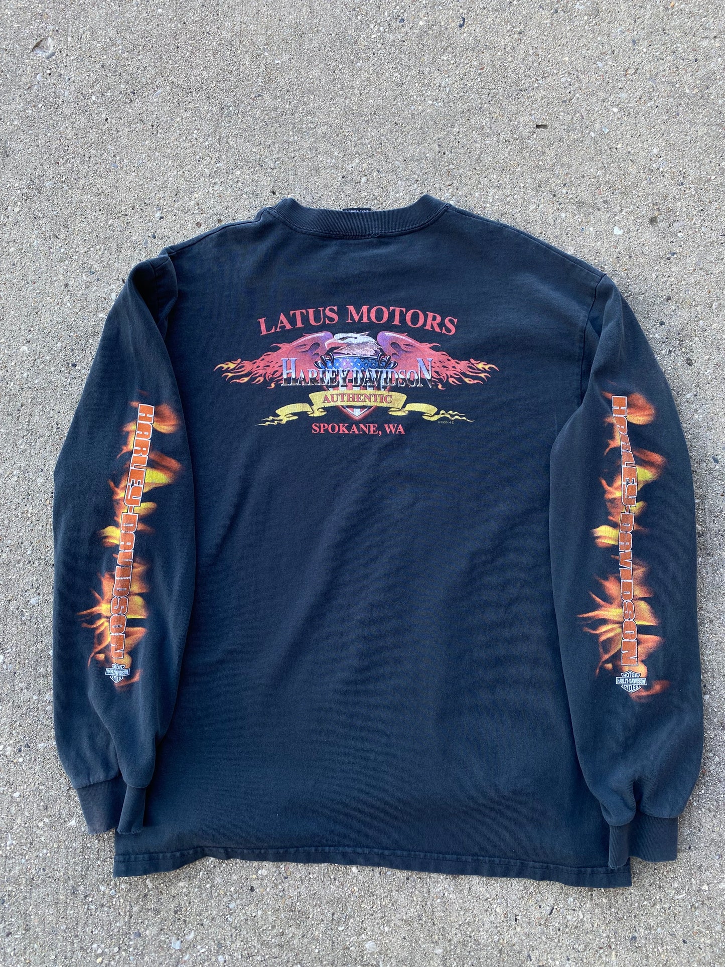 Vintage Harley Davidson Flaming shield long sleeve shirt size large