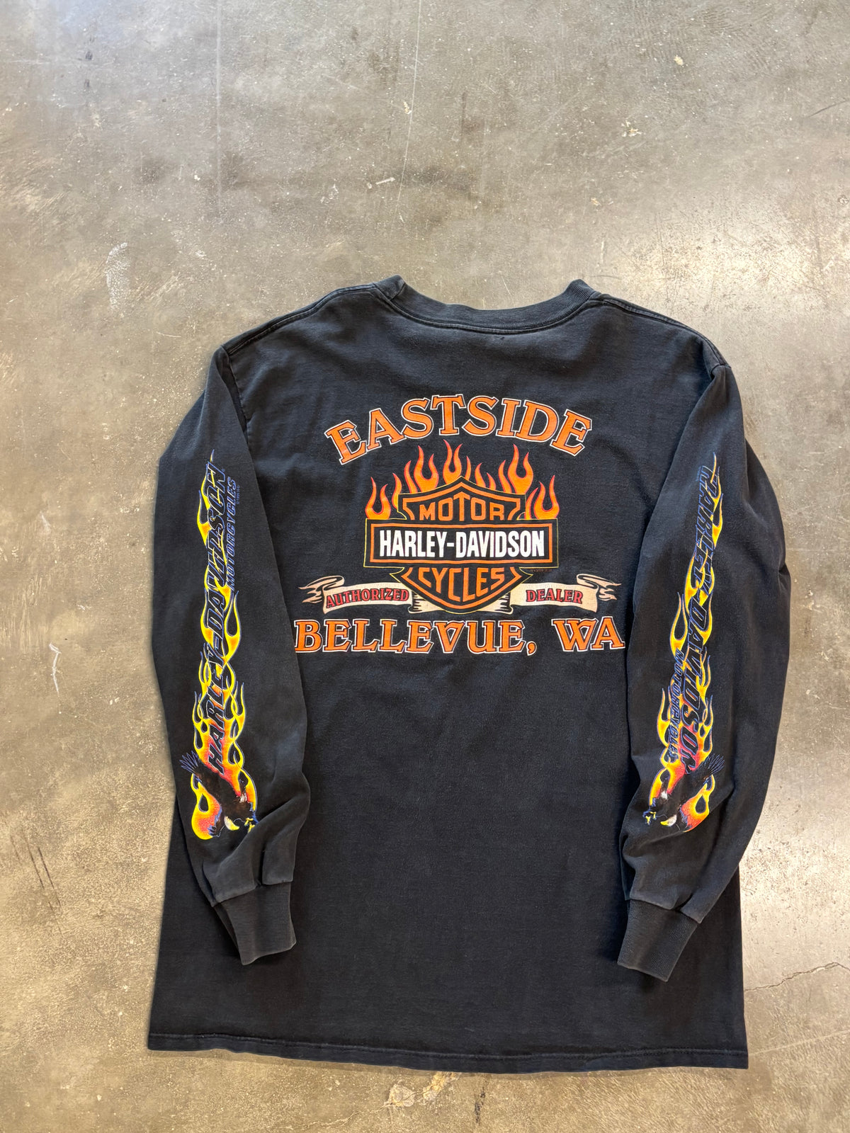 Vintage 90’s Harley Davidson flaming Eagle long sleeve size large
