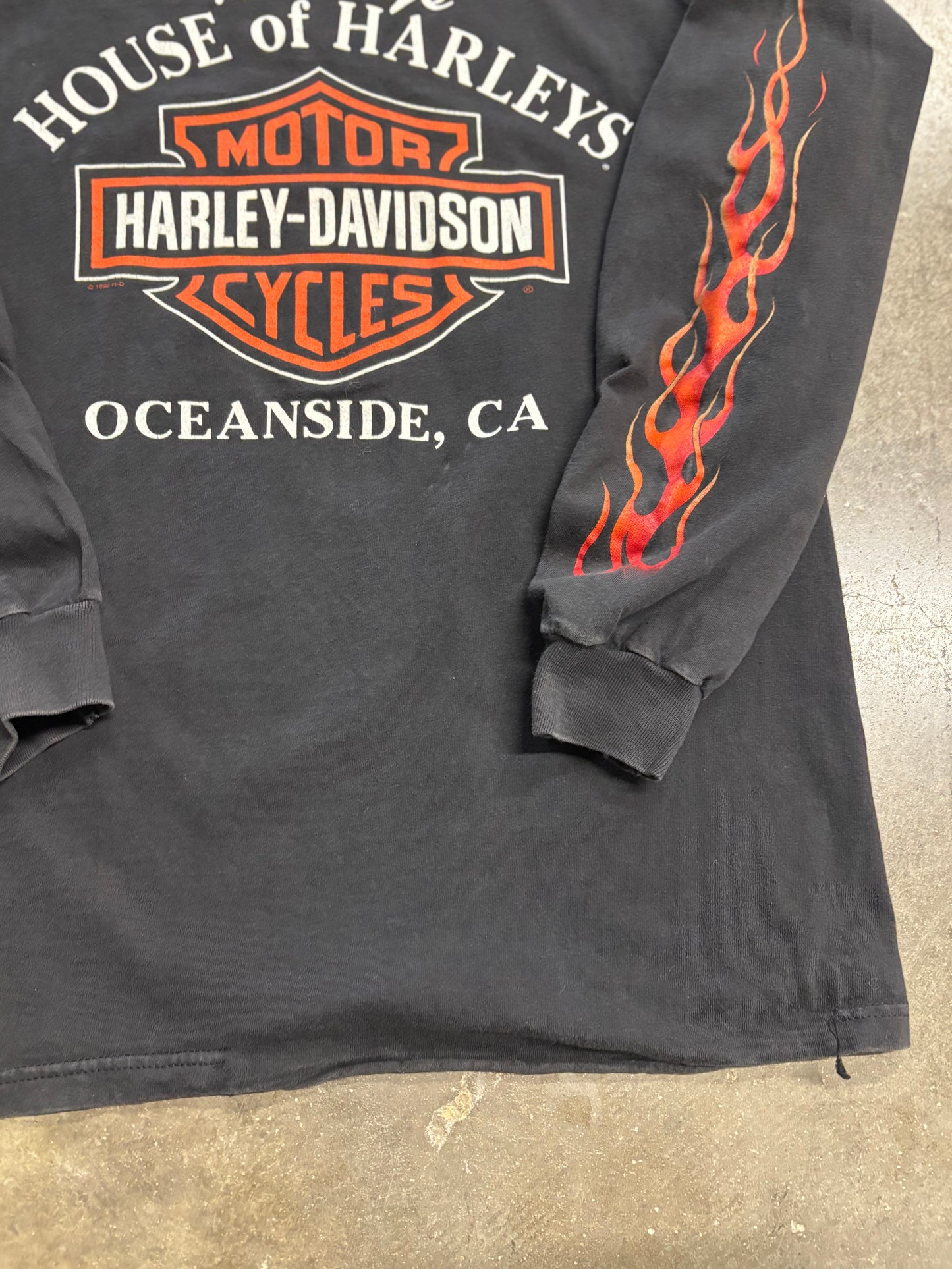 Vintage Harley Davidson v flame long sleeve size medium
