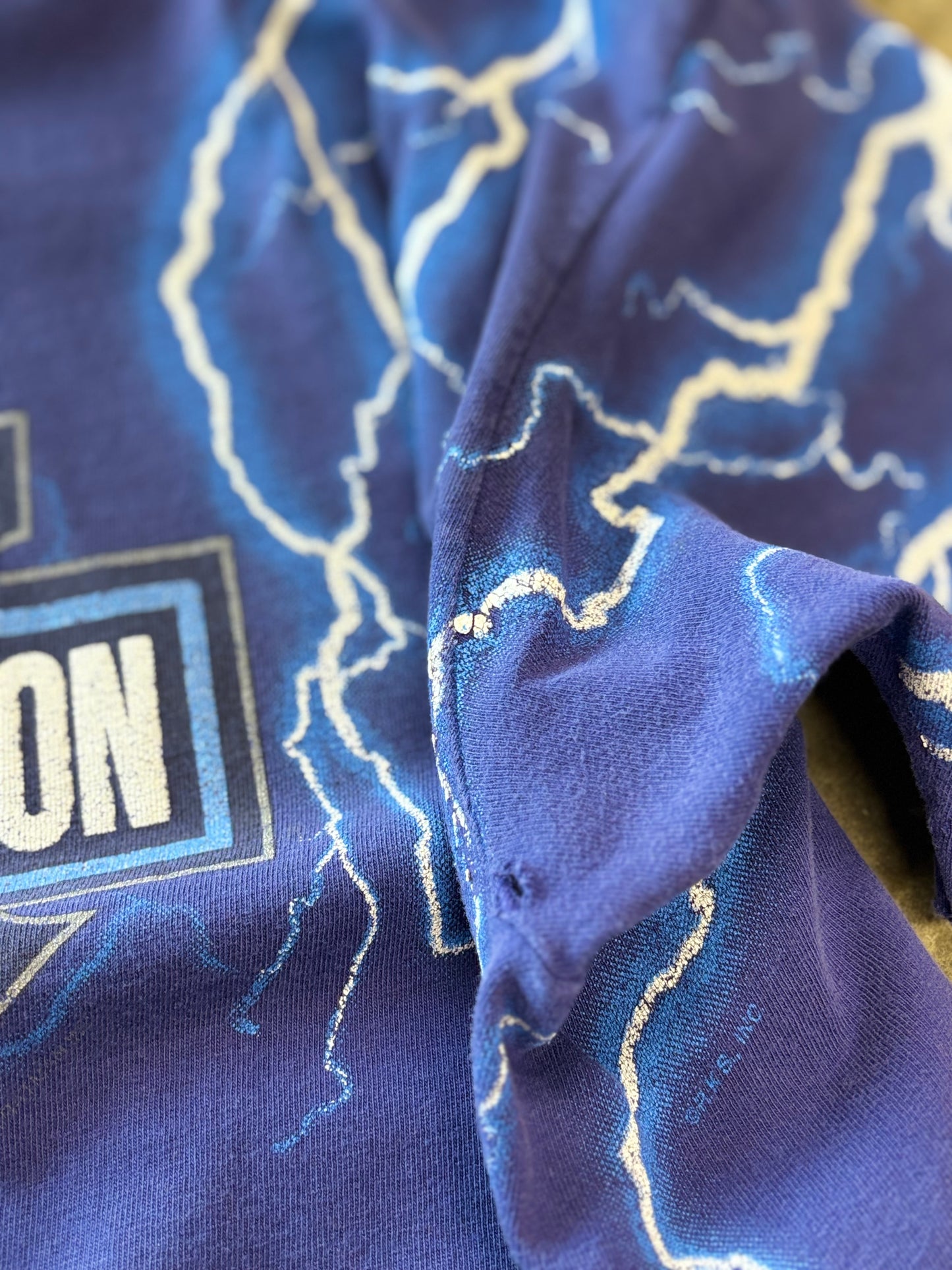 Vintage Harley Davidson purple Lightning shirt size xl