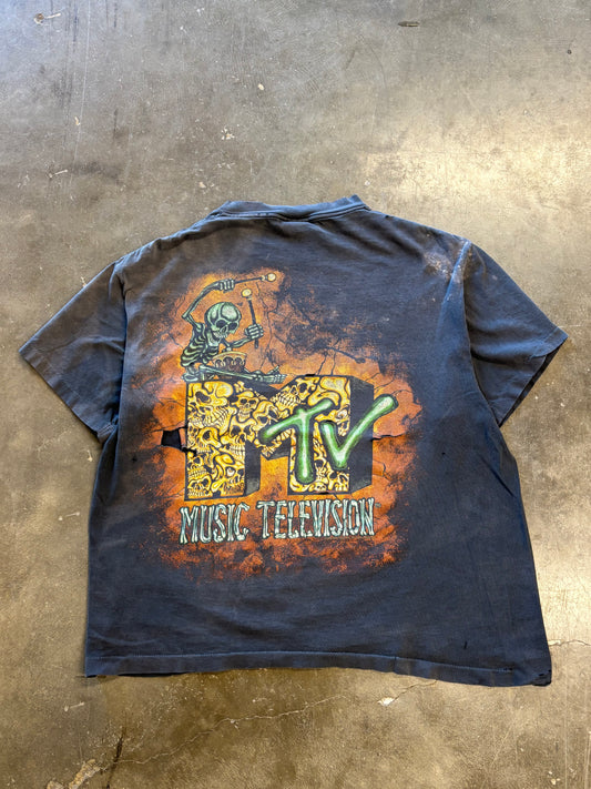 Vintage Faded and Thrashed MTV shirt size XL