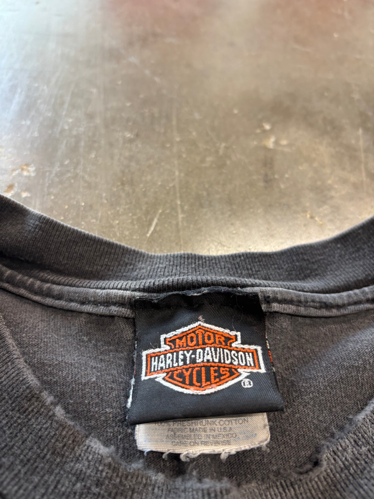 Vintage faded Harley Davidson blue shield shirt size extra large