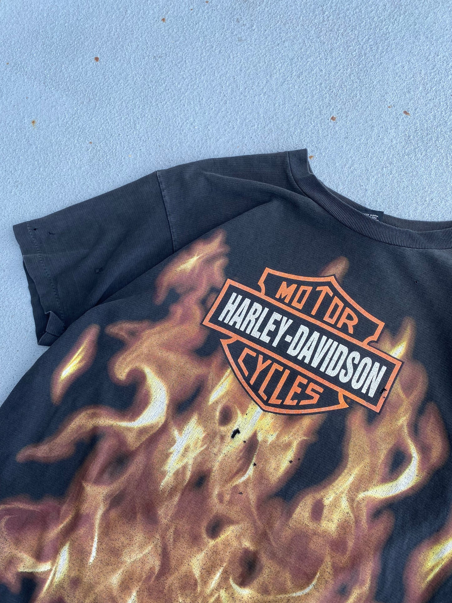 Vintage Harley Davidson Rising Flame shirt Size Large