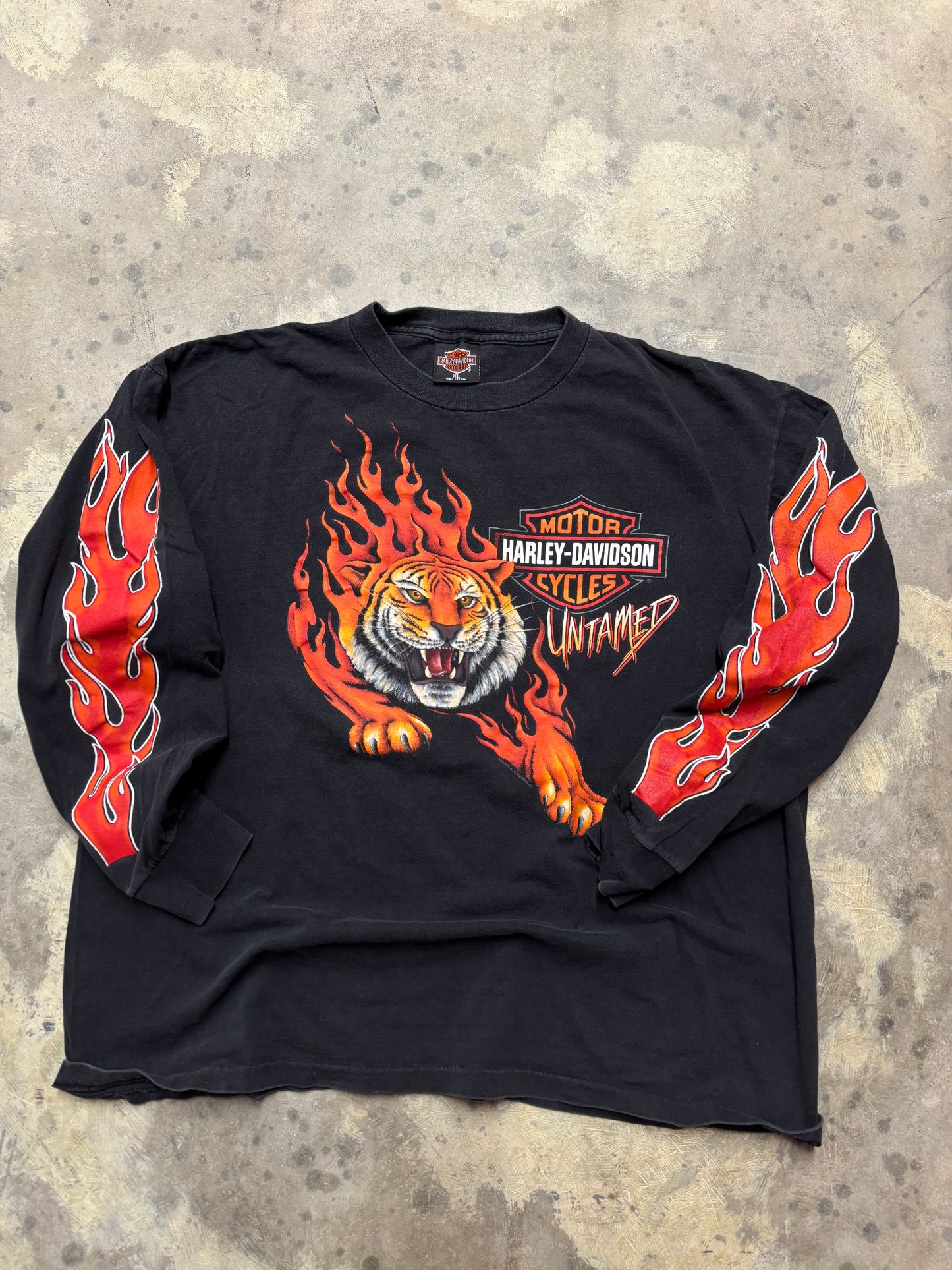 Vintage Harley Davidson Untamed Tiger longsleeve size extra large