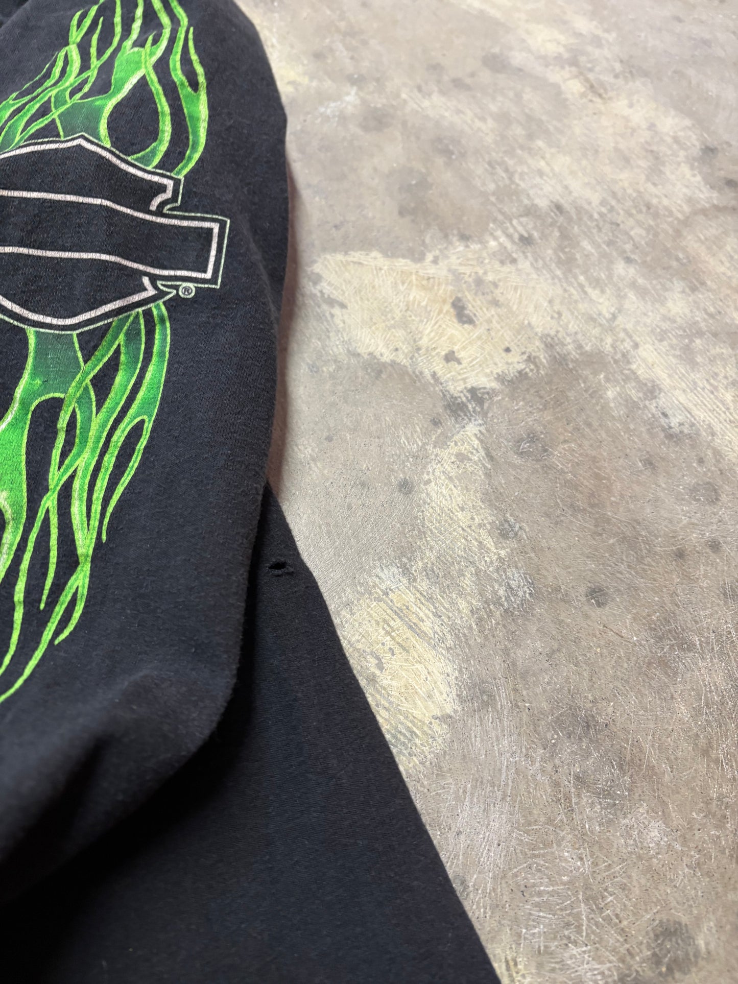 Harley Davidson Vintage green flame shirt size large