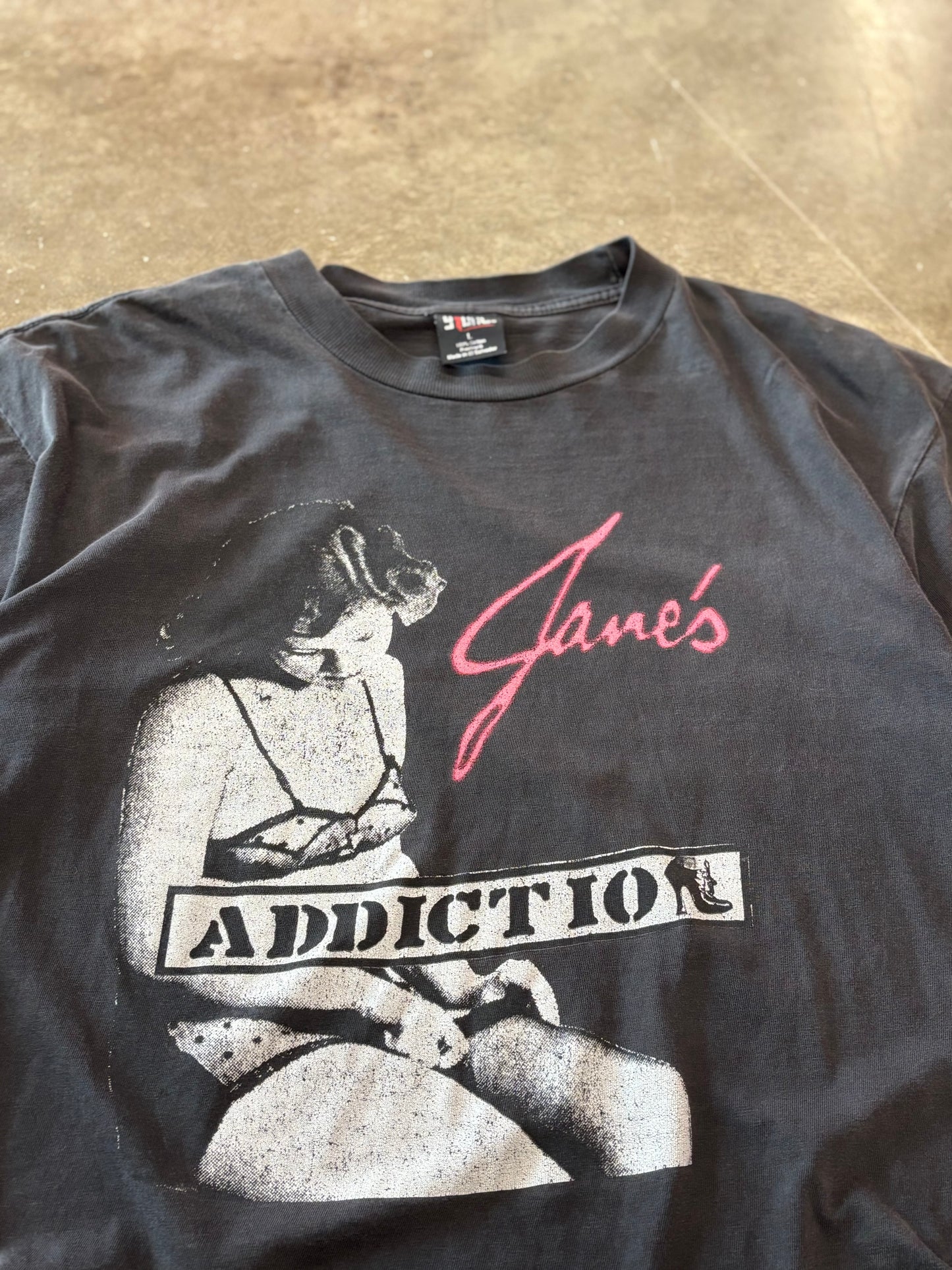 Vintage Jane’s Addiction shirt size large