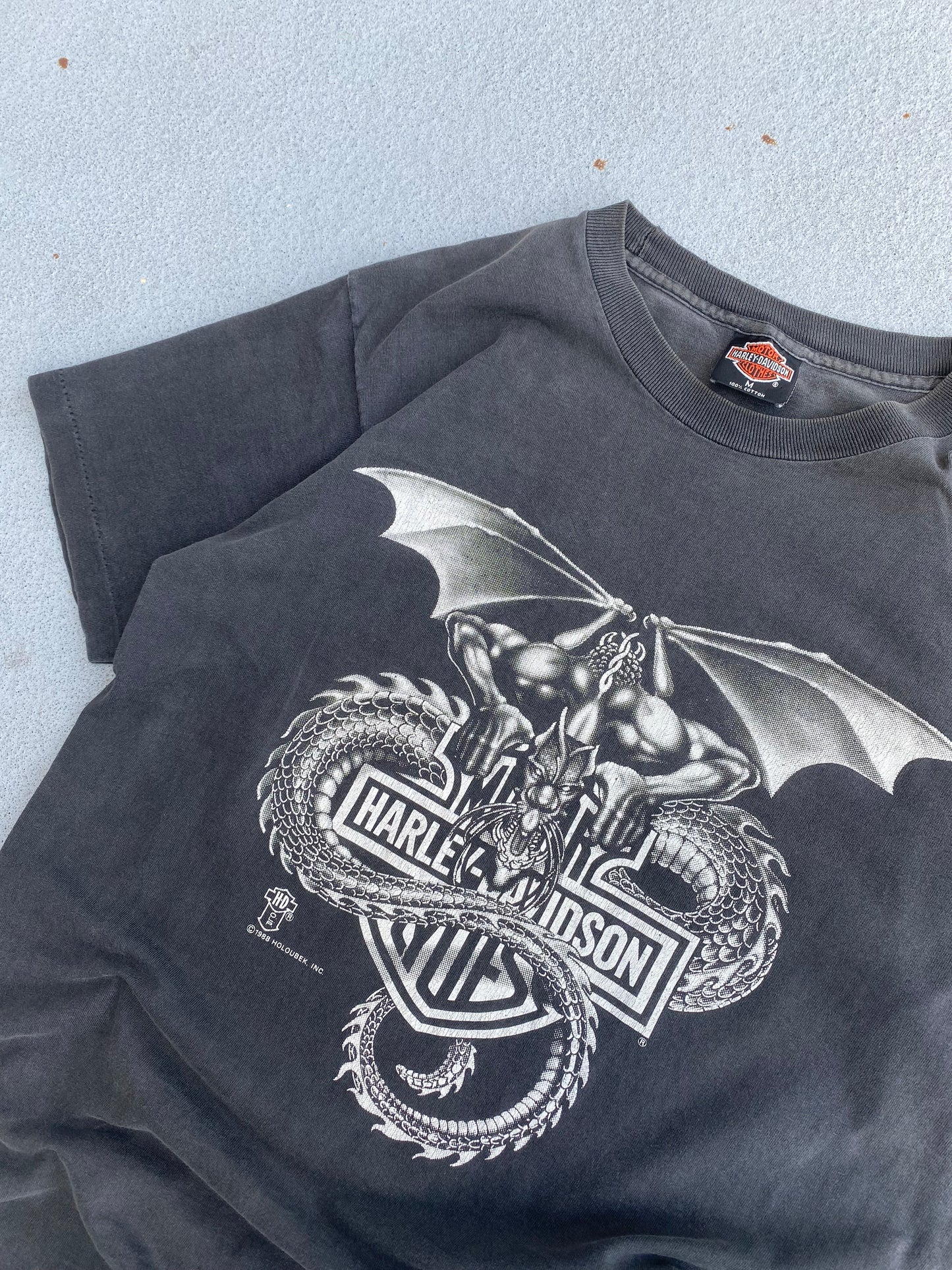 Vintage 80’s Dragon shirt Size medium