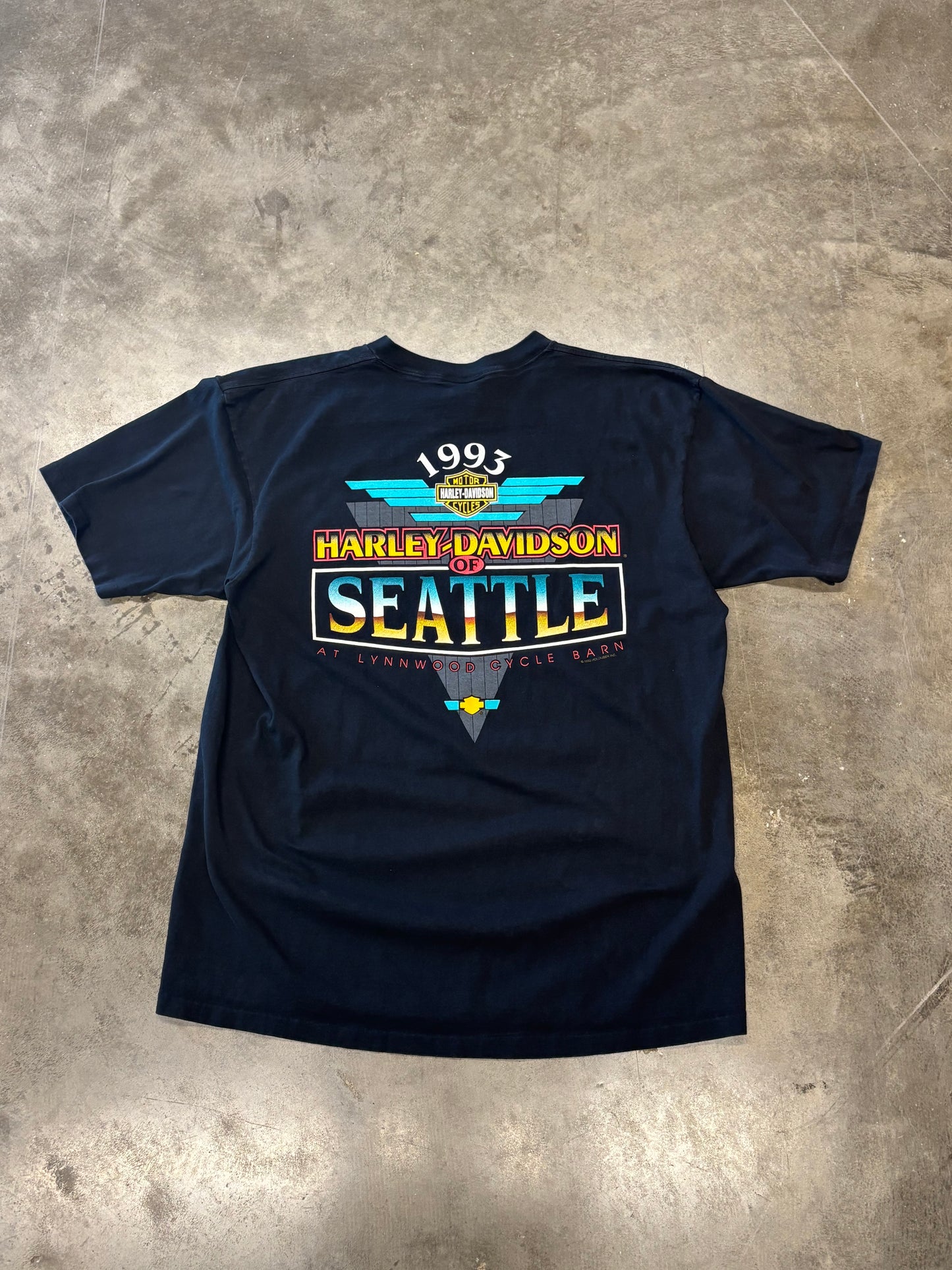 Vintage Harley Davidson Simple logo shirt size XL
