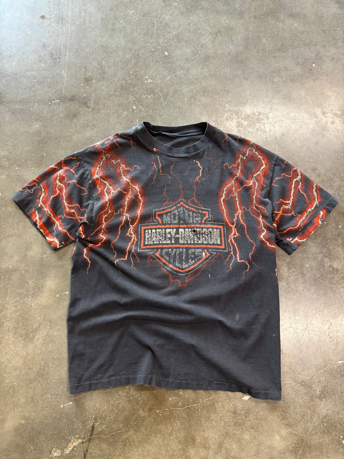 Vintage Harley Davidson faded out lighting shirt size extra large