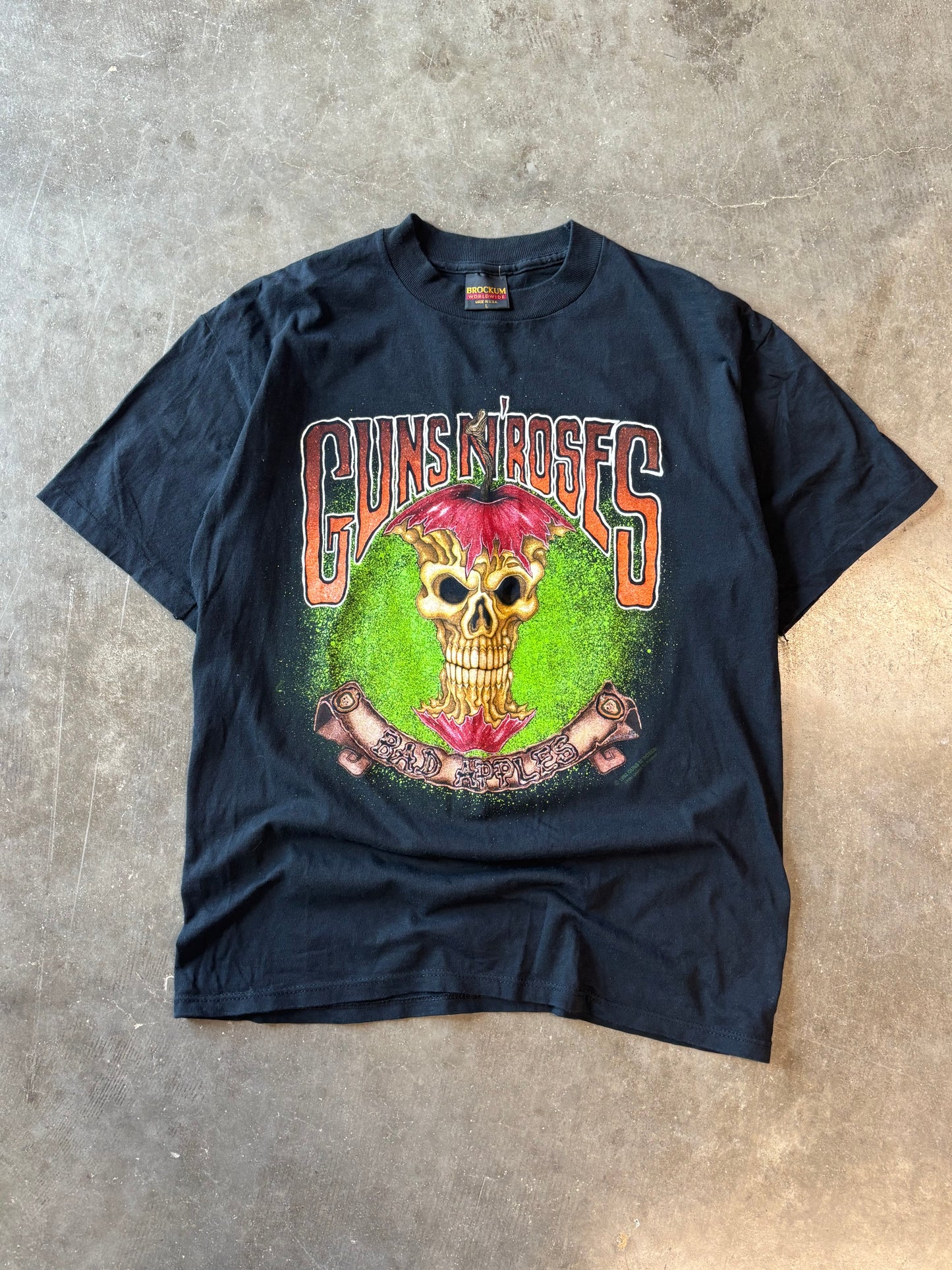 Vintage Guns N Roses shirt size large