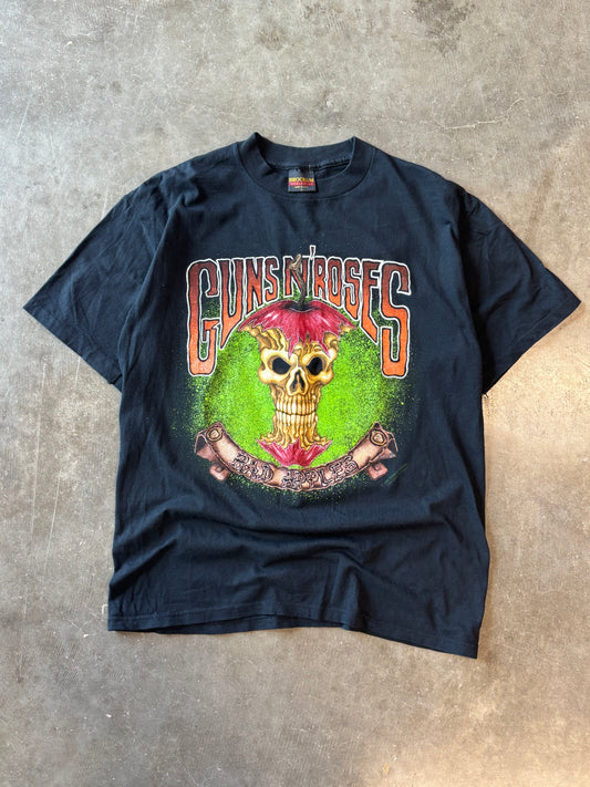 Vintage Guns N Roses shirt size large
