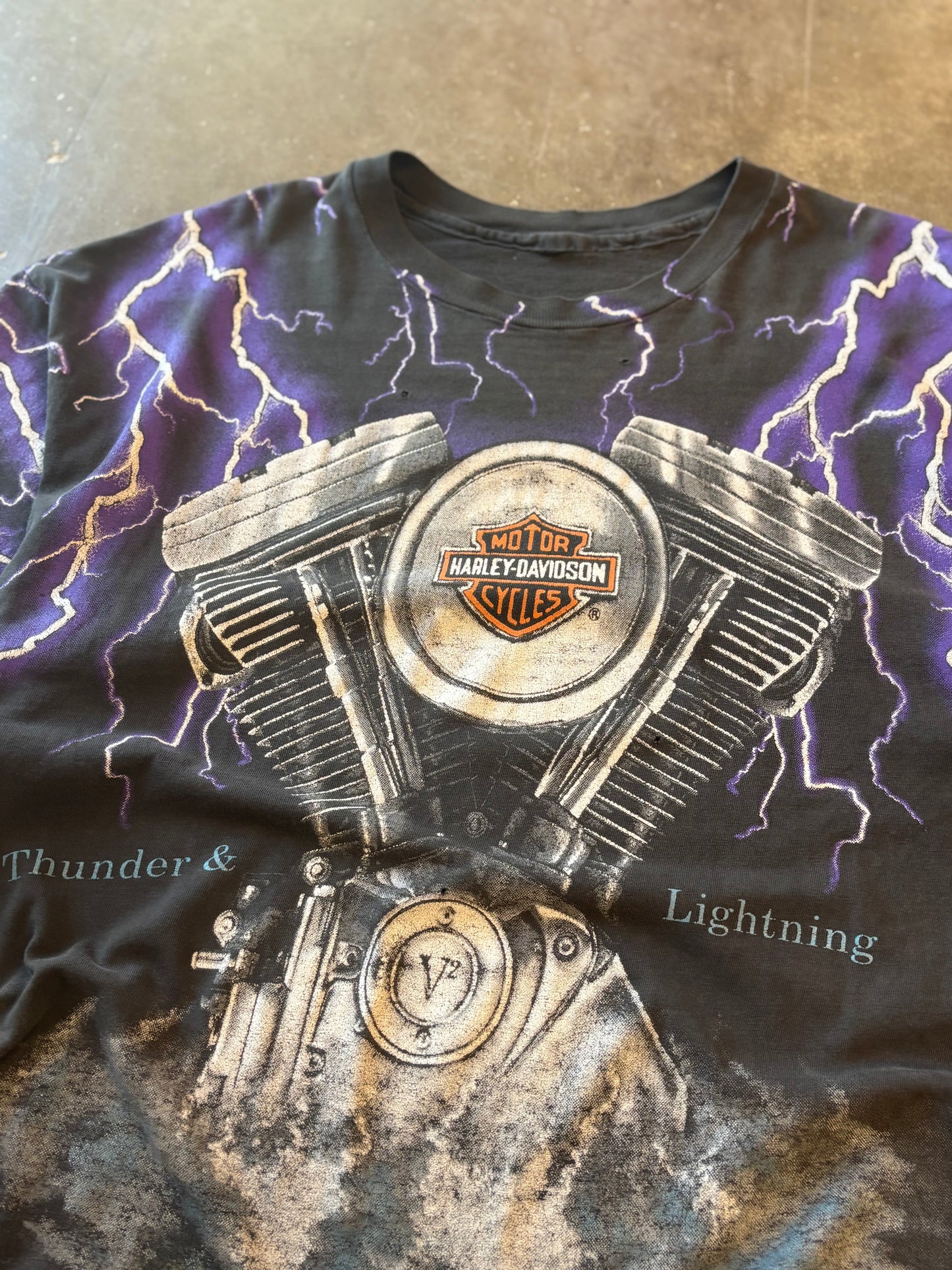 Vintage Harley Davidson purple Lightning AOP size XL